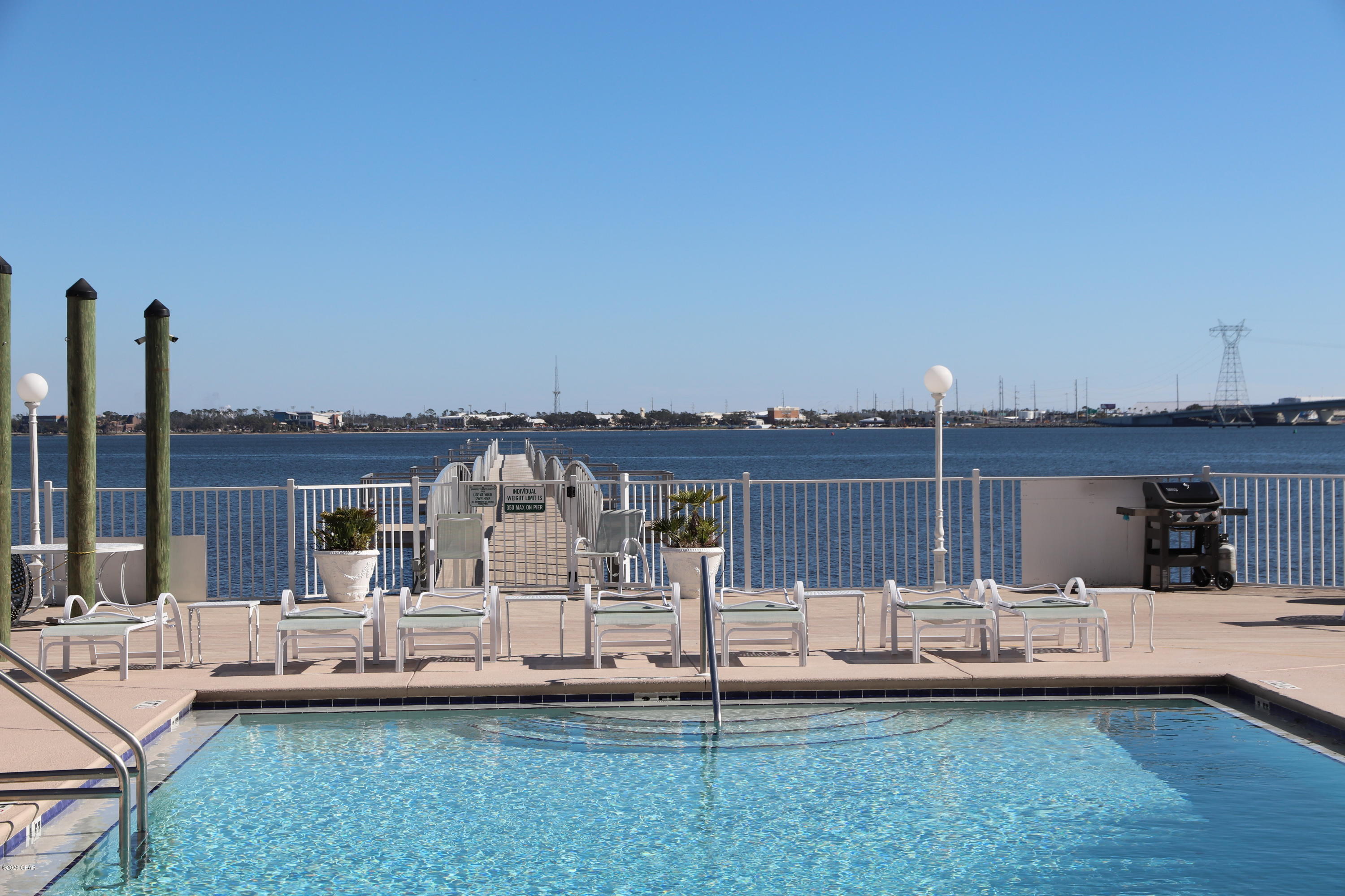 Hibiscus By The Bay - Residential