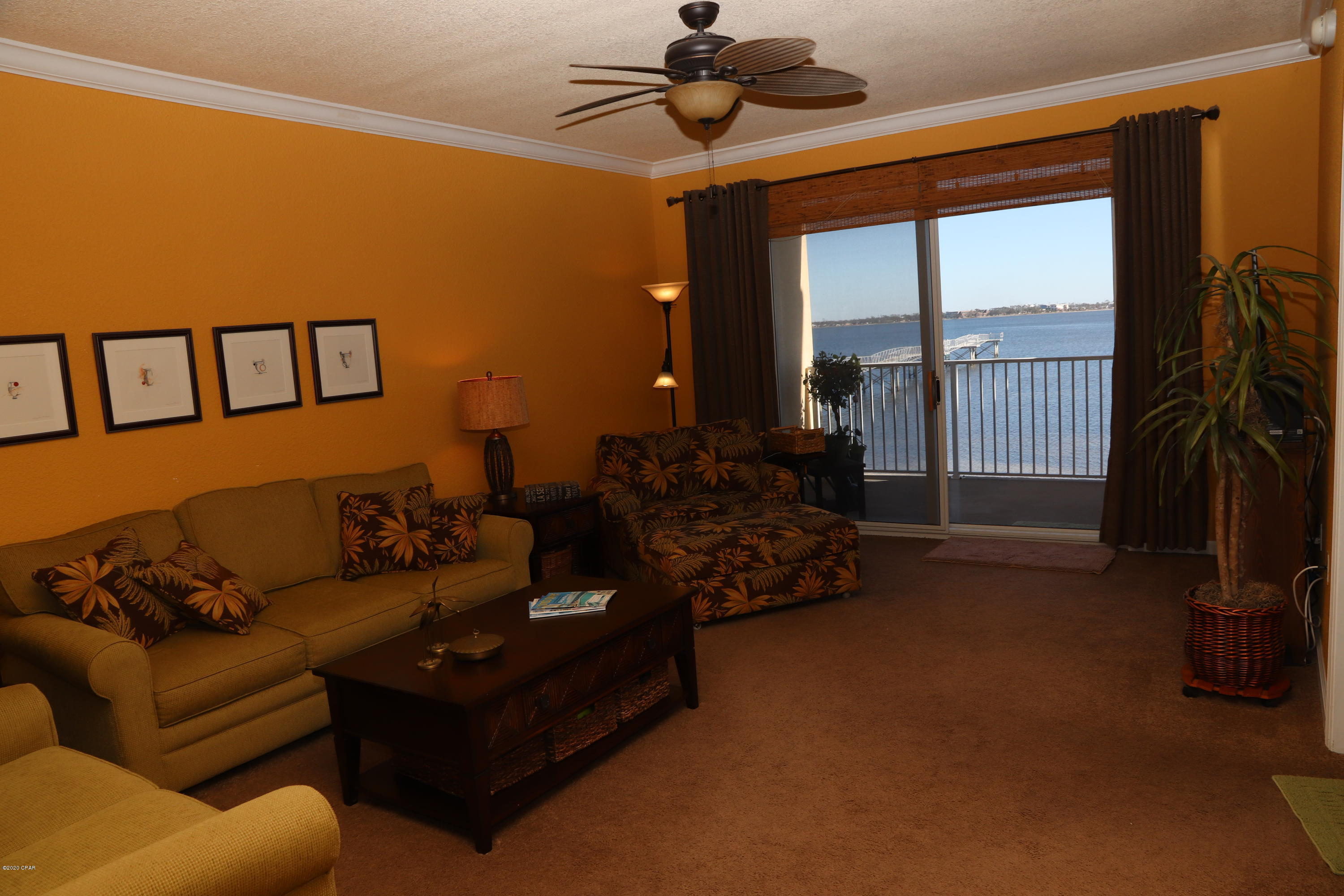 Hibiscus By The Bay - Residential