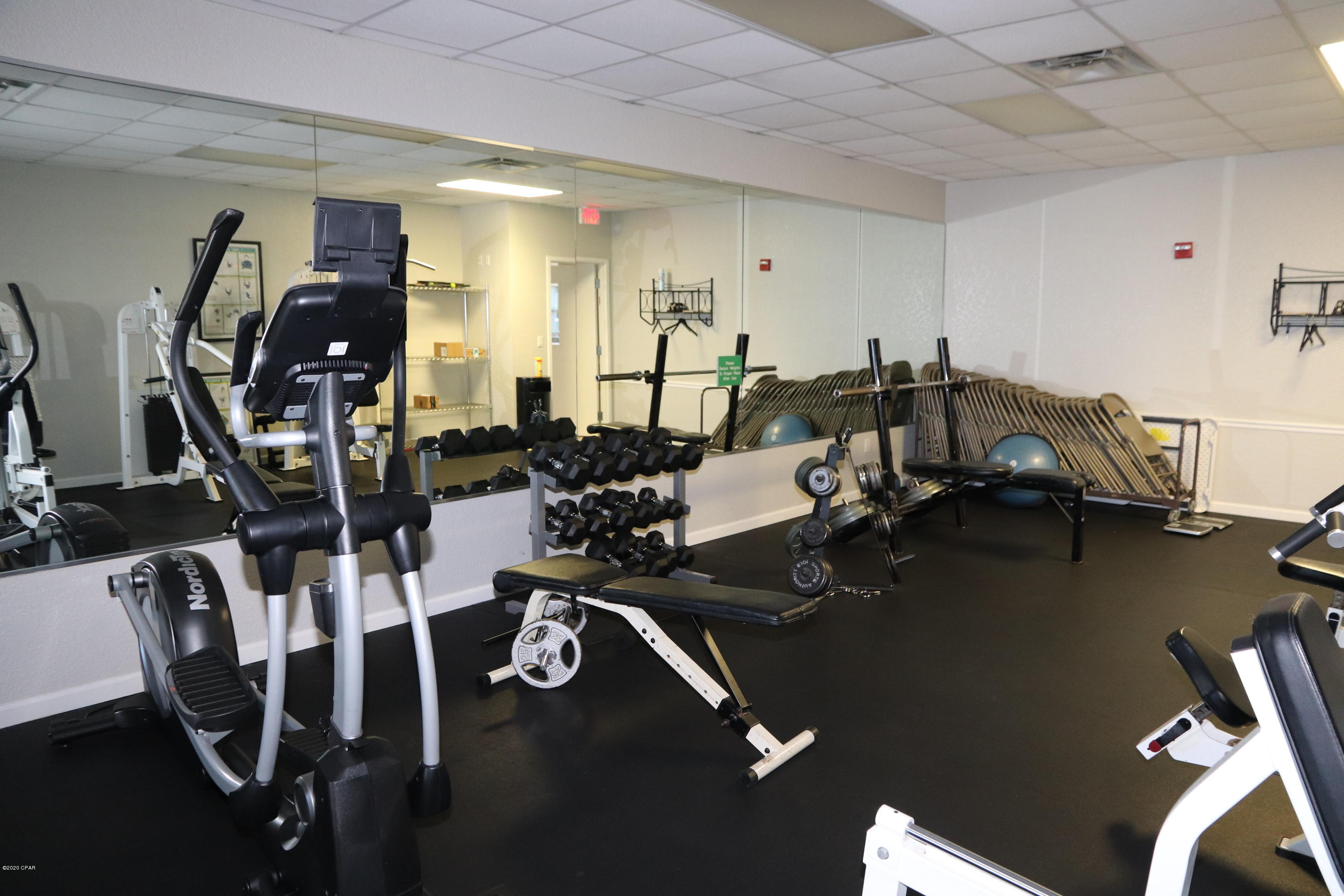 Hibiscus By The Bay - Residential