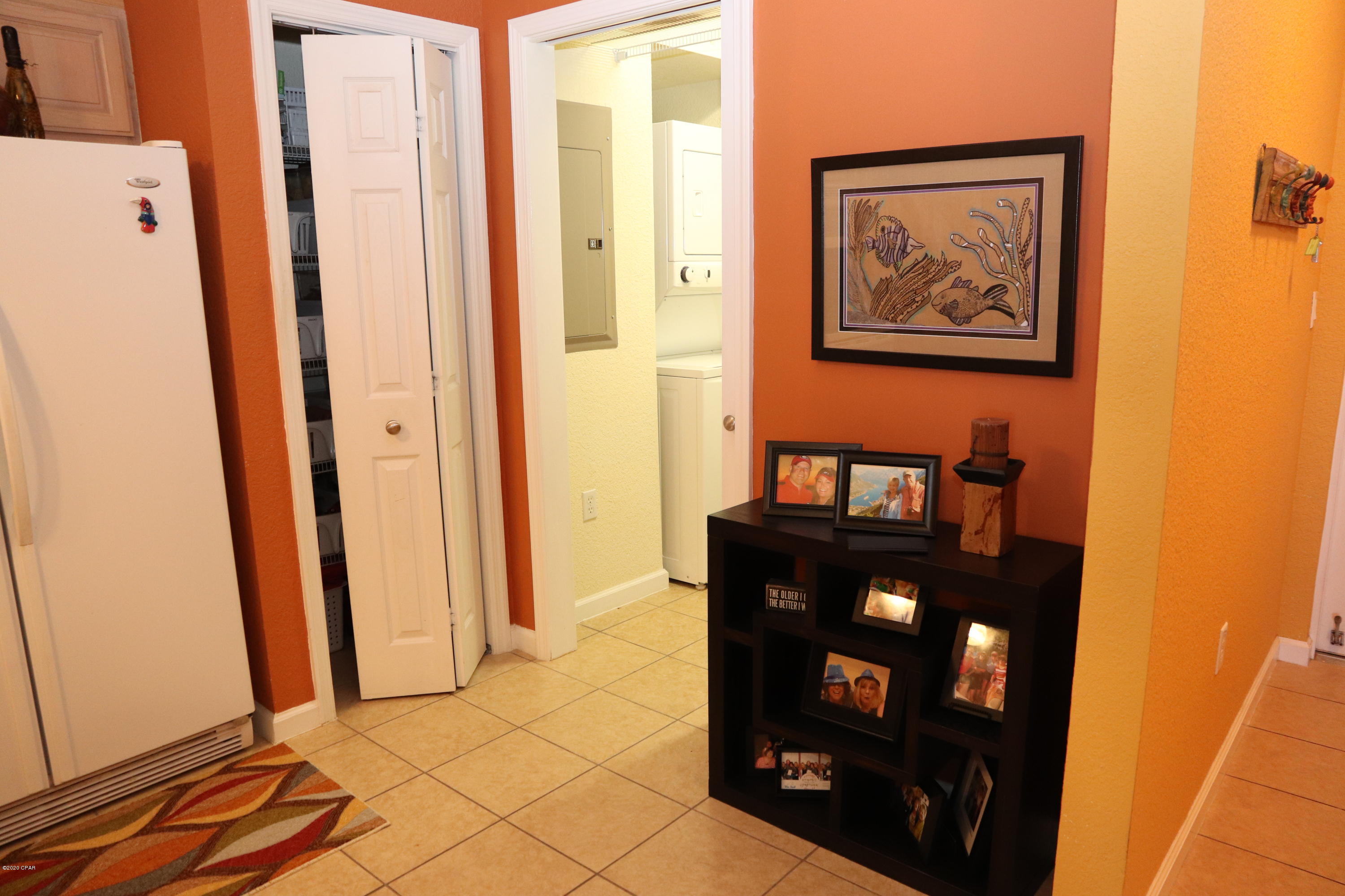 Hibiscus By The Bay - Residential