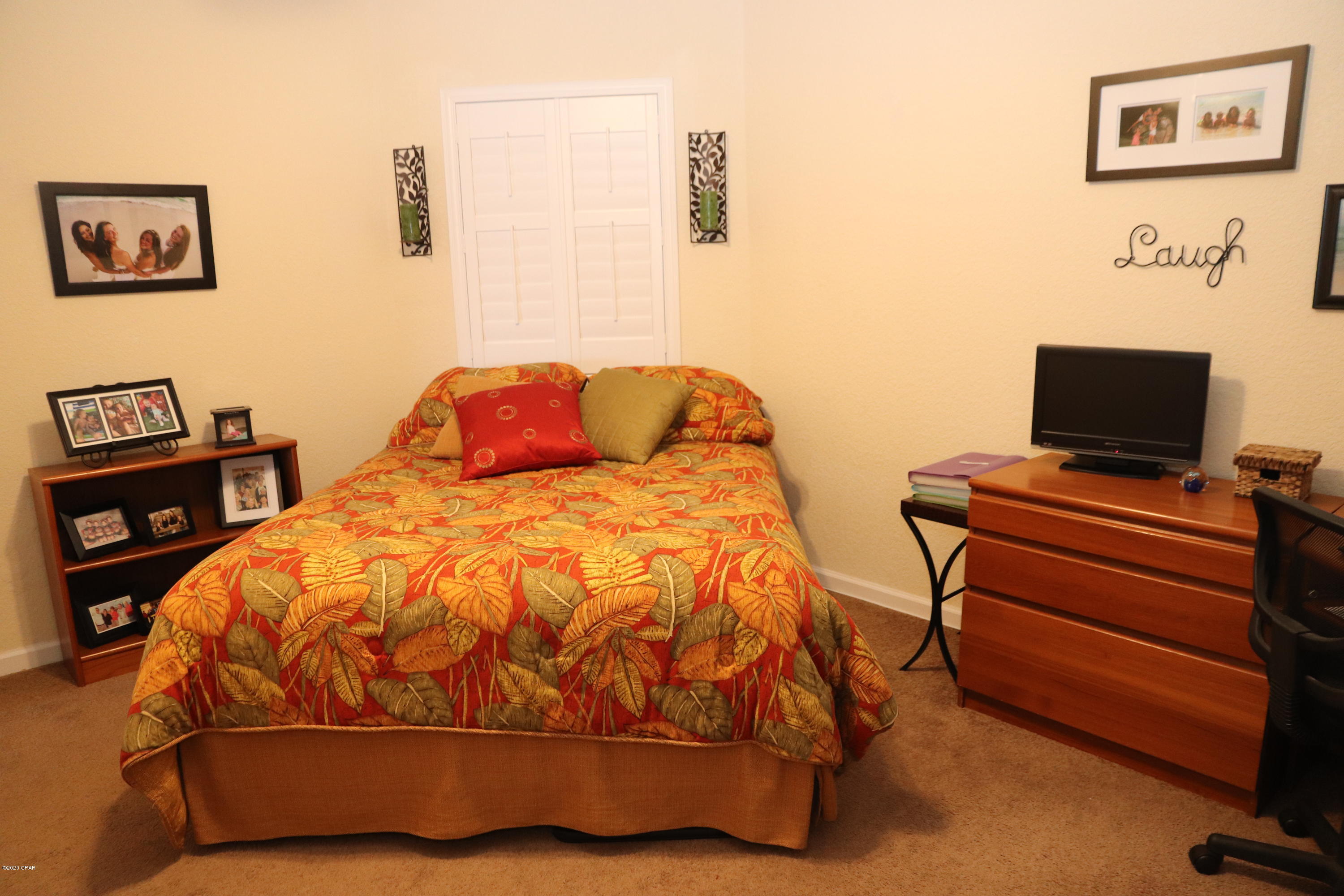 Hibiscus By The Bay - Residential