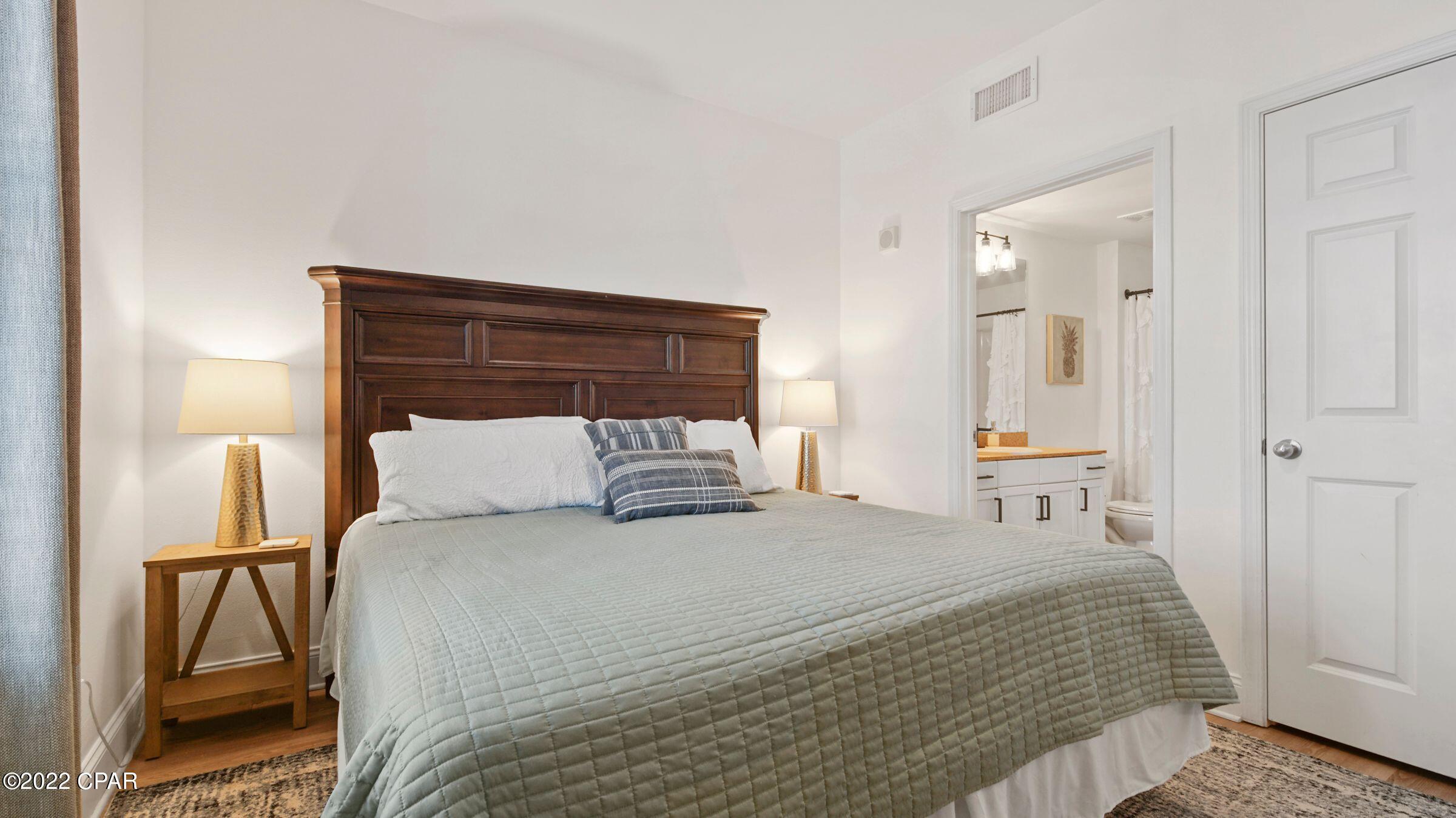 Laketown Wharf - Residential