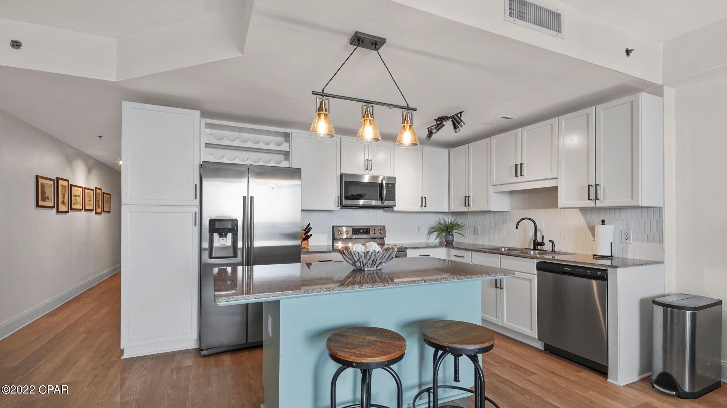 Laketown Wharf - Residential