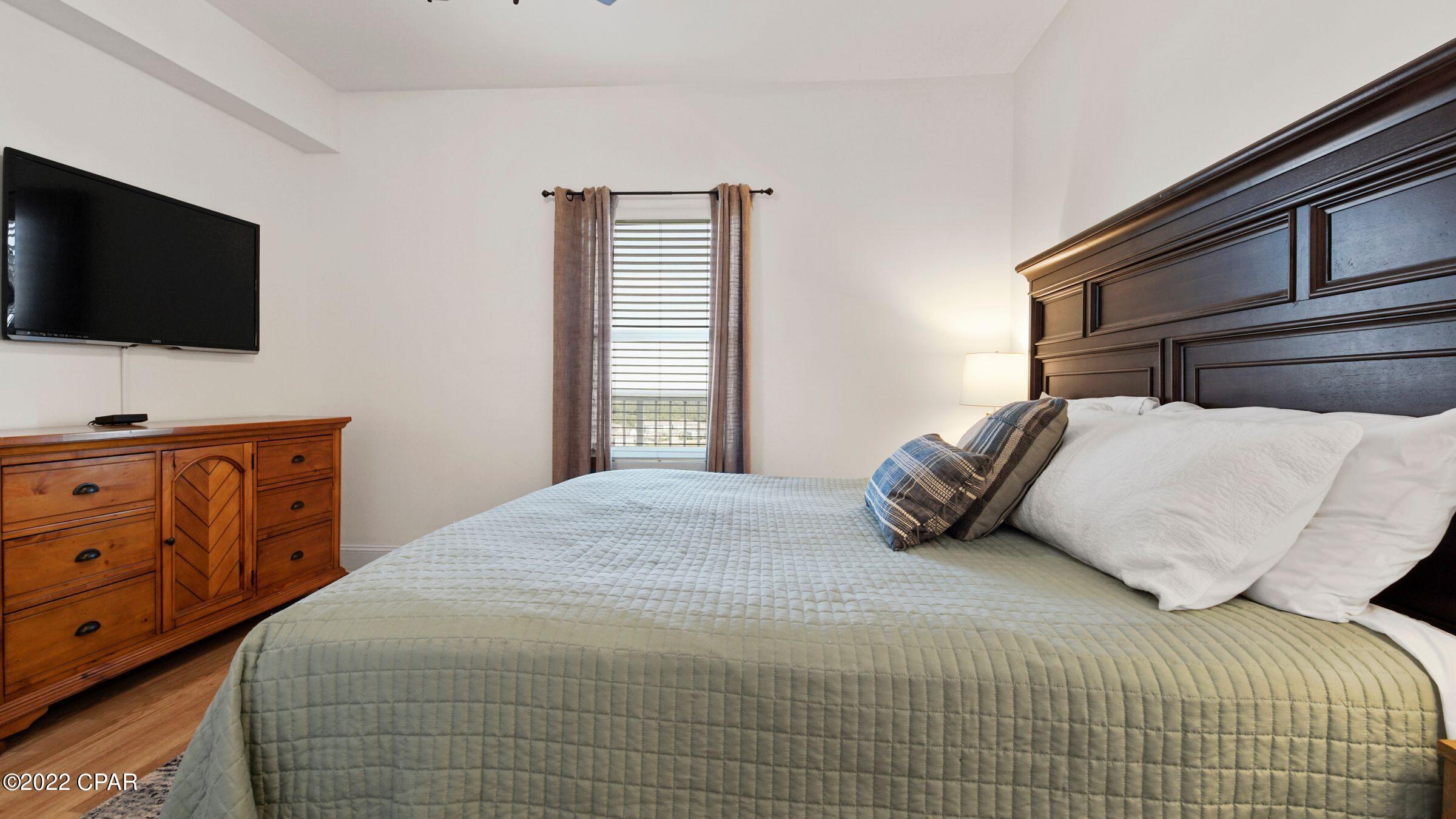 Laketown Wharf - Residential