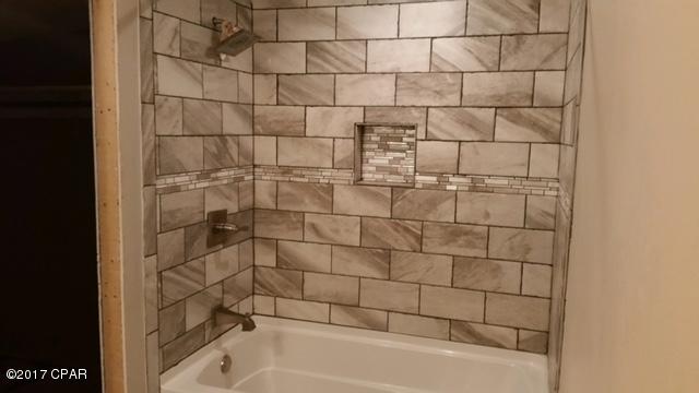 Bahama Heights - Residential Lease