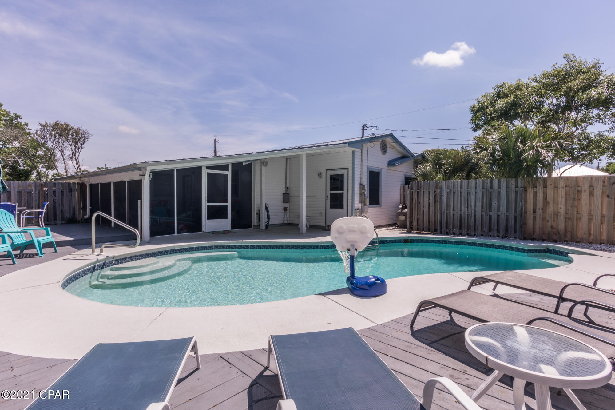 Kiska Beach 1st Add - Residential