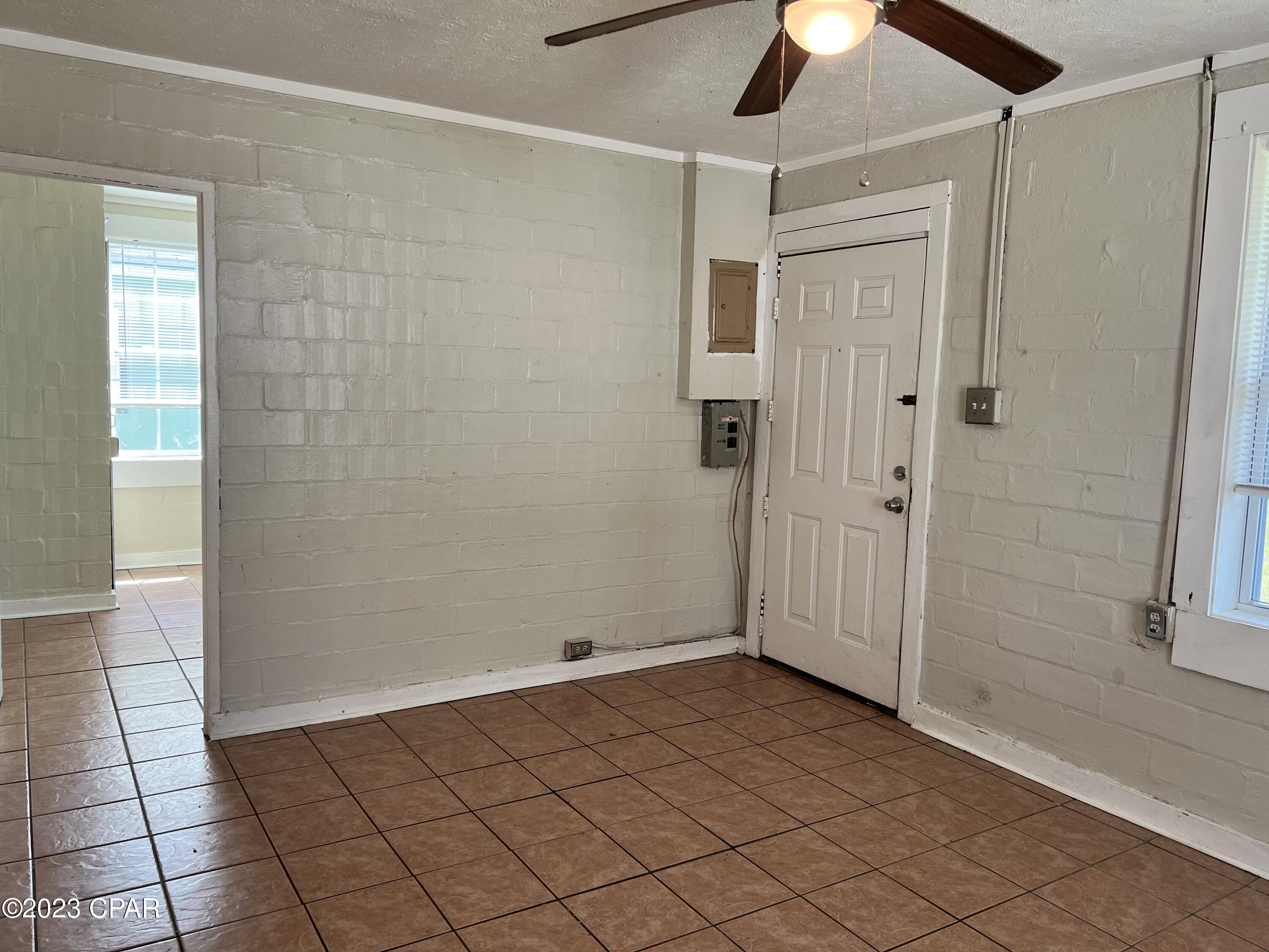 Lincoln Park - Residential