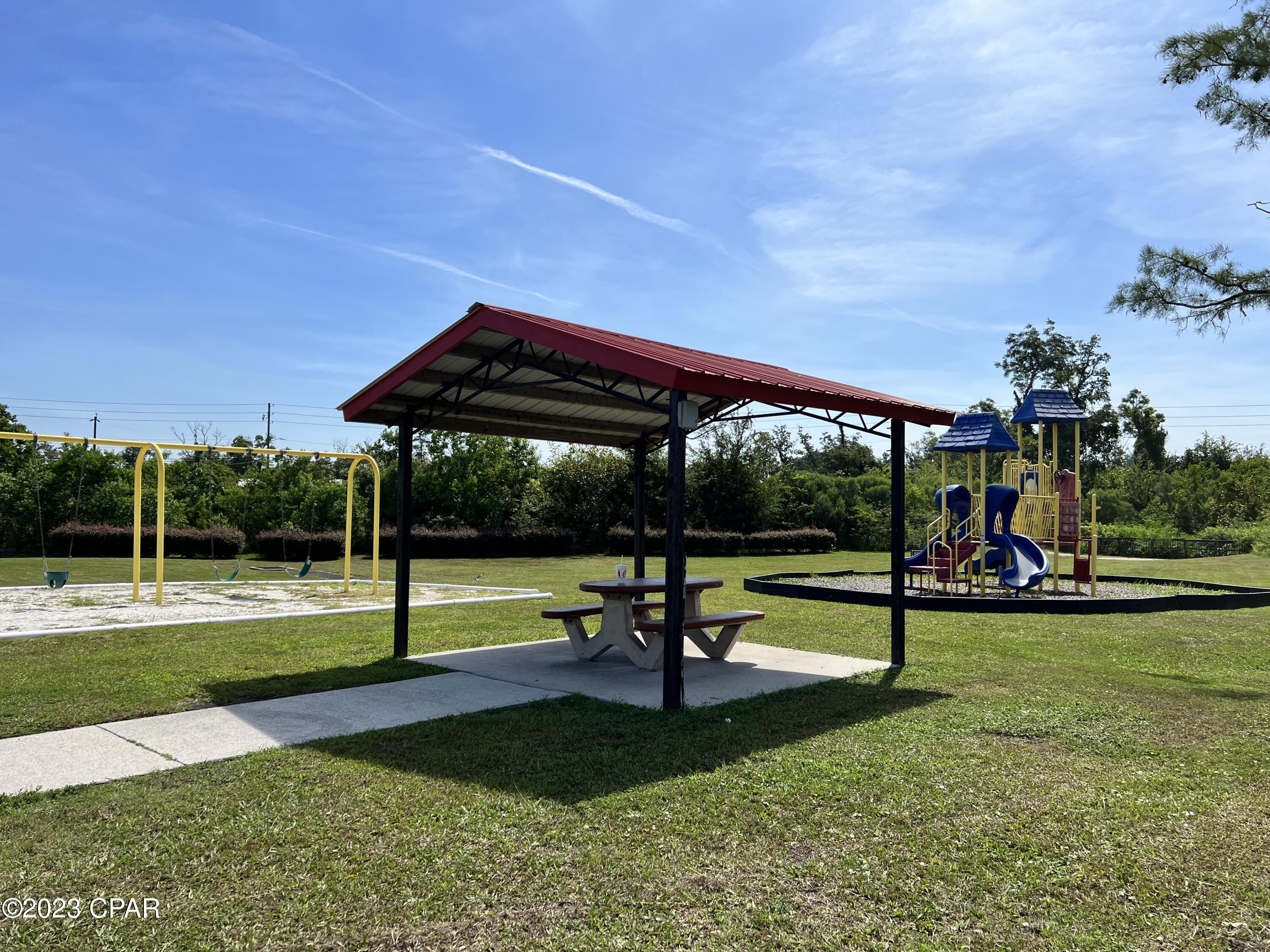 Lincoln Park - Residential