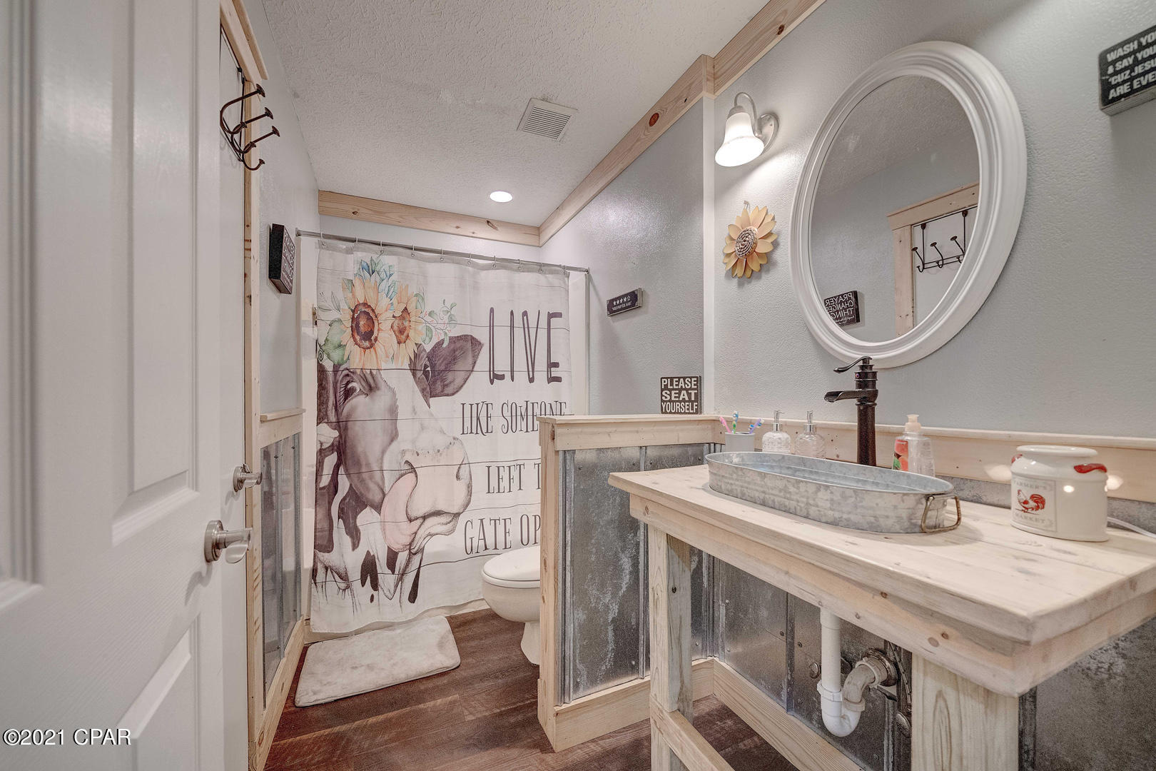 [No Recorded Subdiv] - Residential