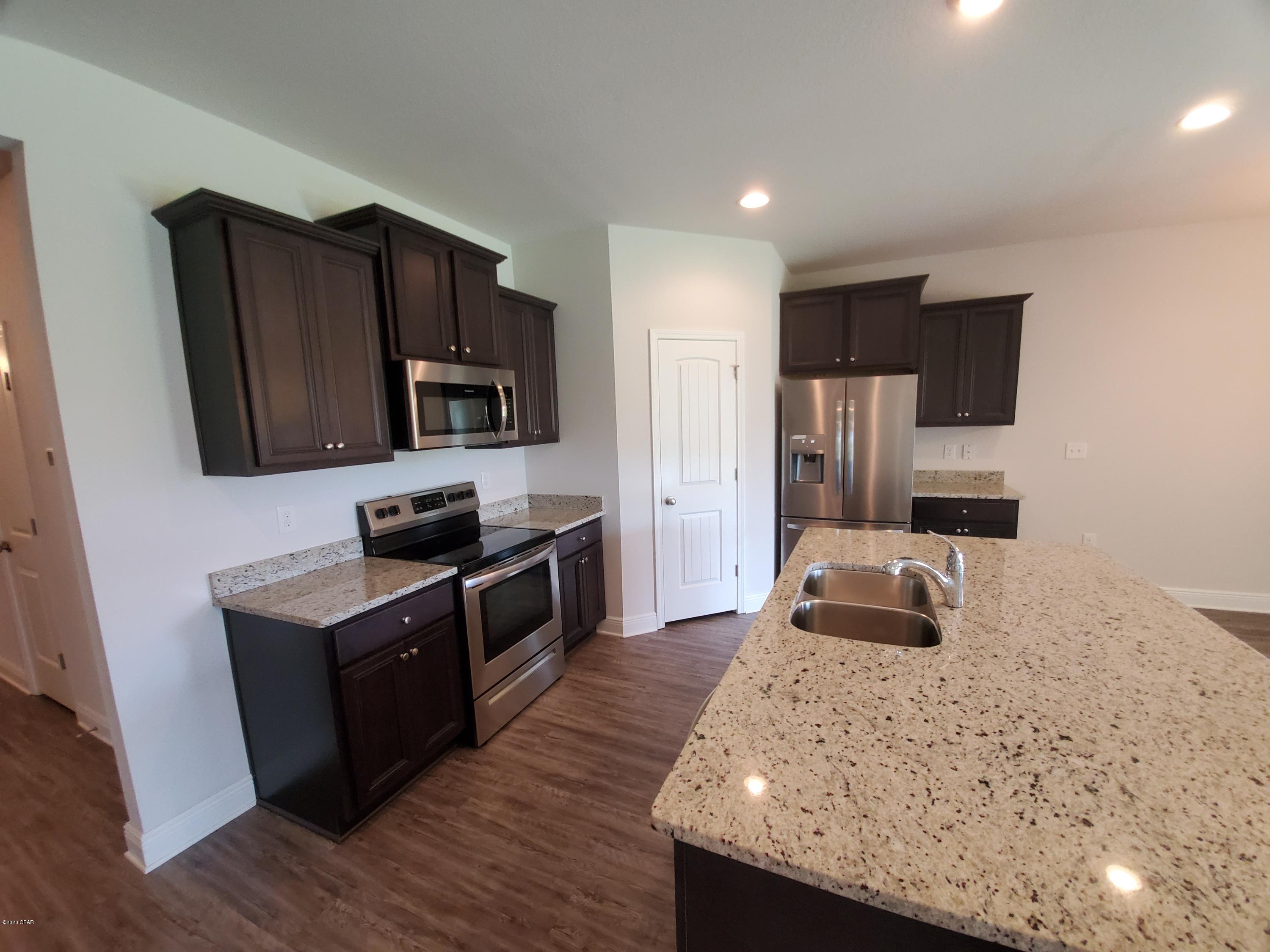 [No Recorded Subdiv] - Residential Lease