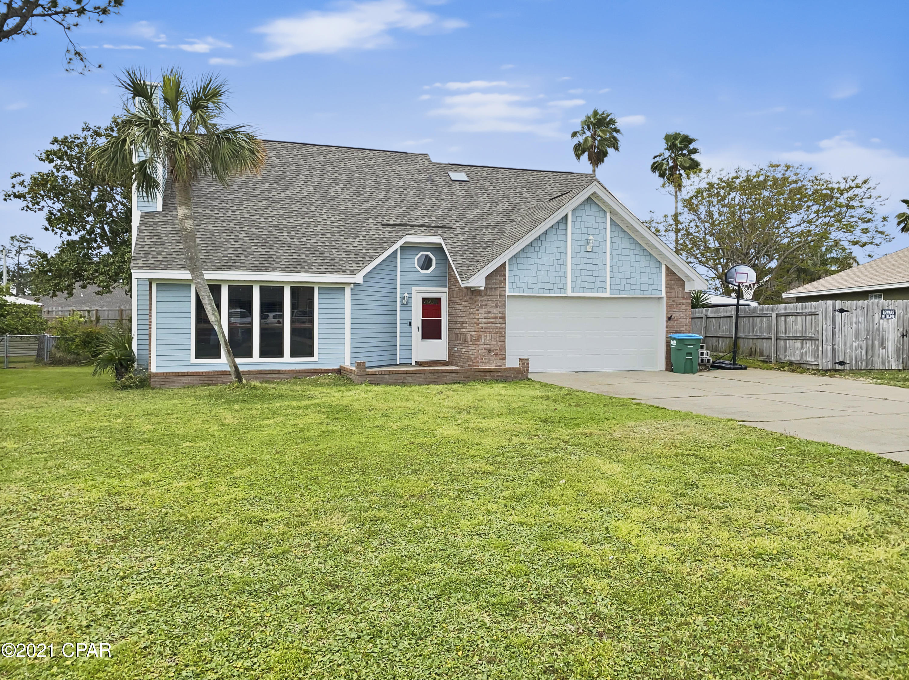 North Lagoon Oaks - Residential