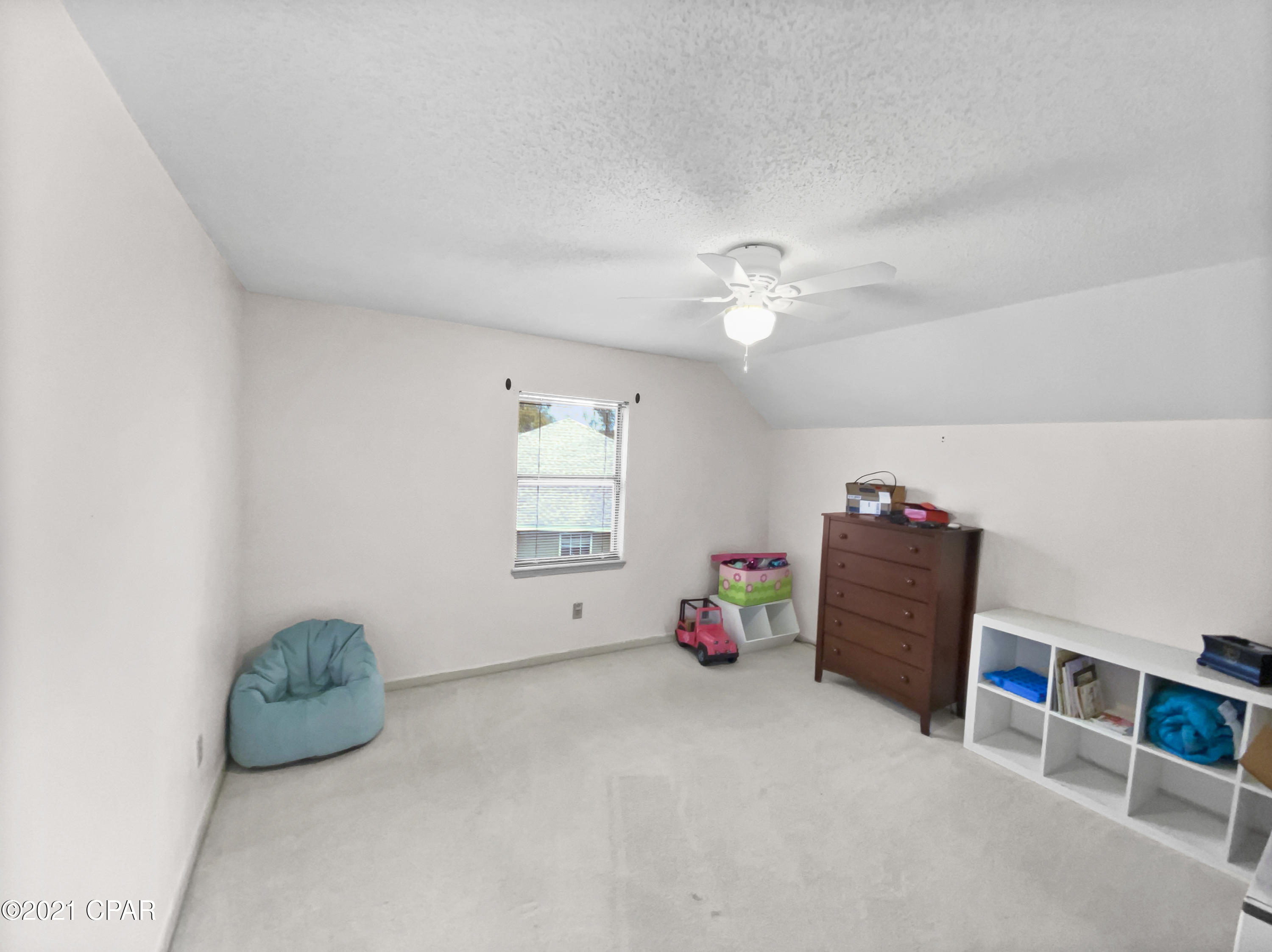 North Lagoon Oaks - Residential