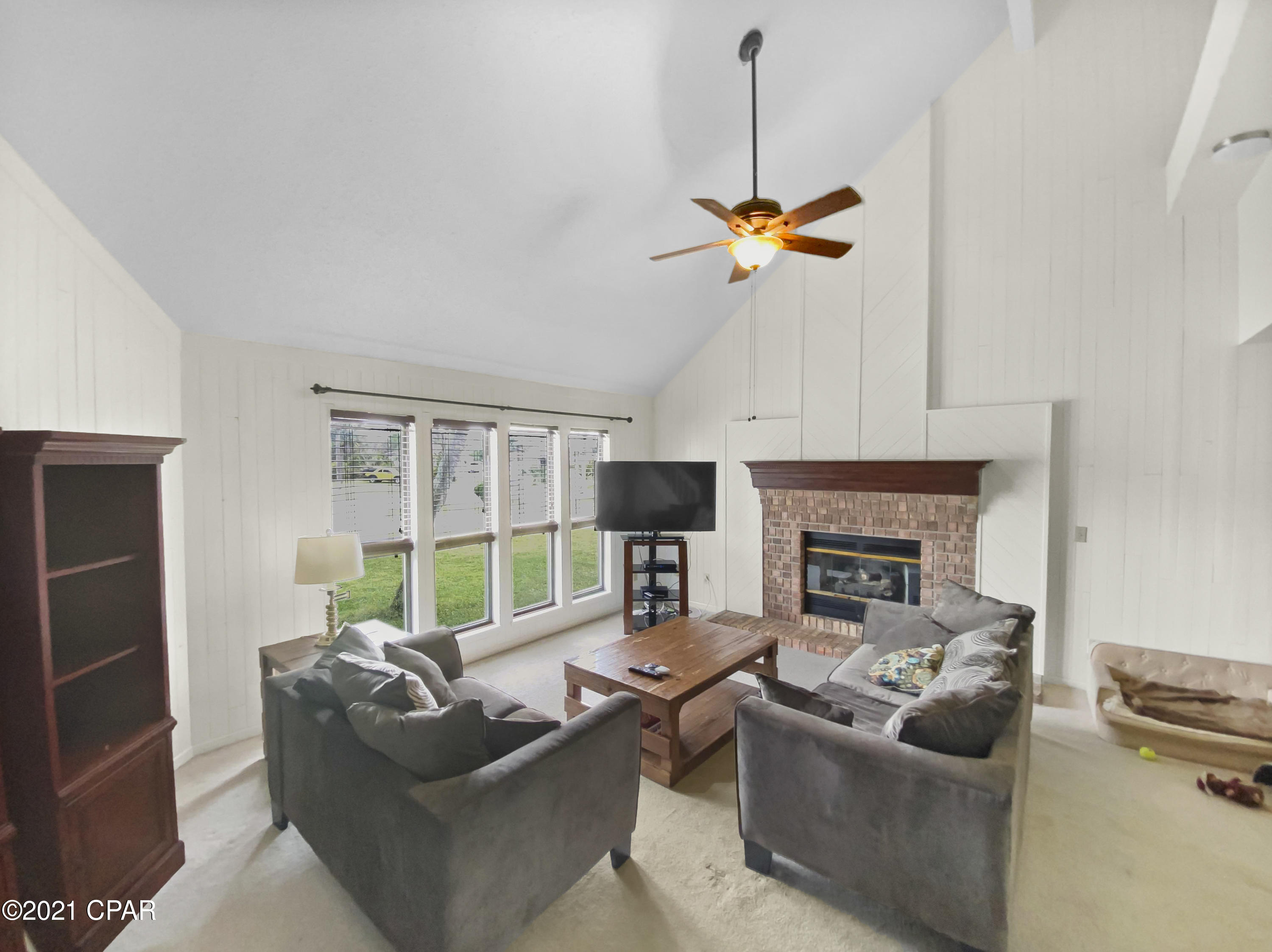 North Lagoon Oaks - Residential