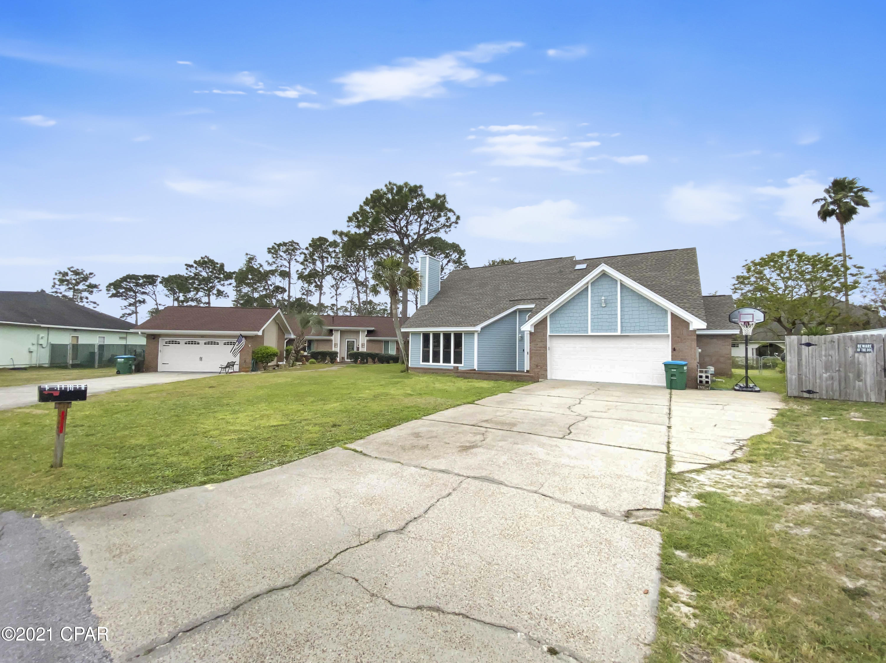 North Lagoon Oaks - Residential