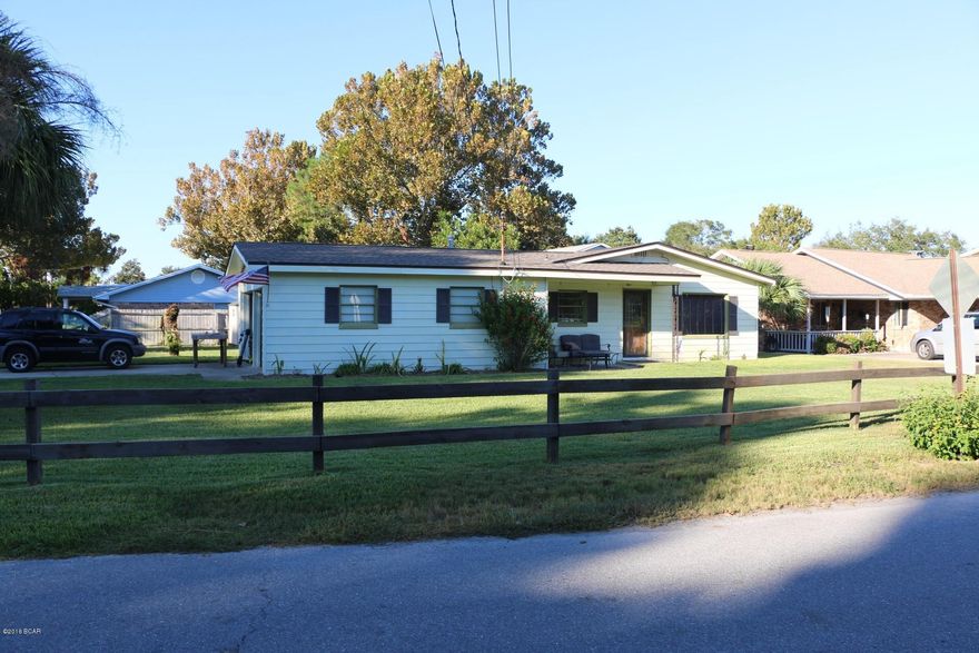 3 Bedroom/2 Bath home on corner lot. Open Sands area.