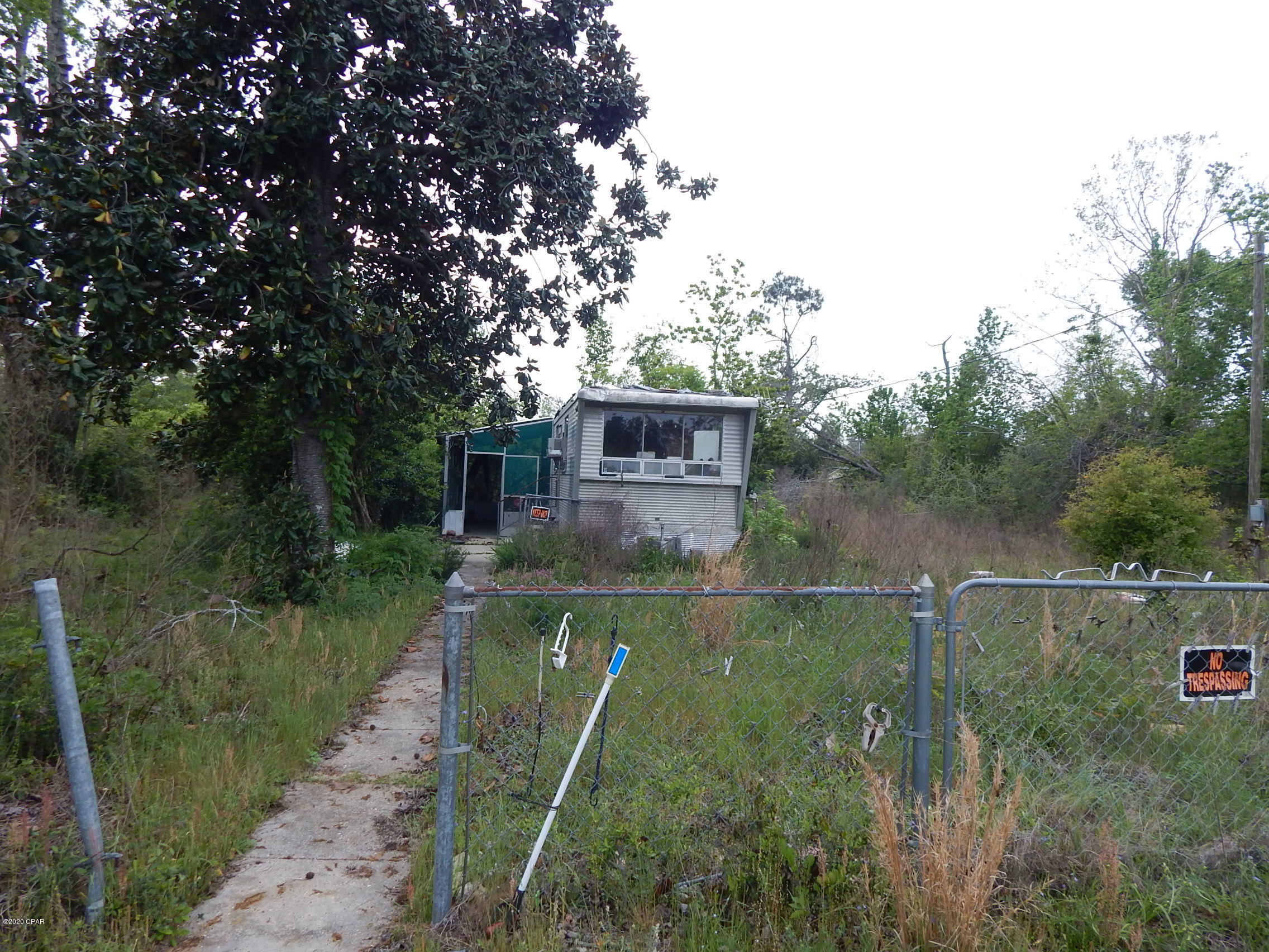 Caravana Estates - Land