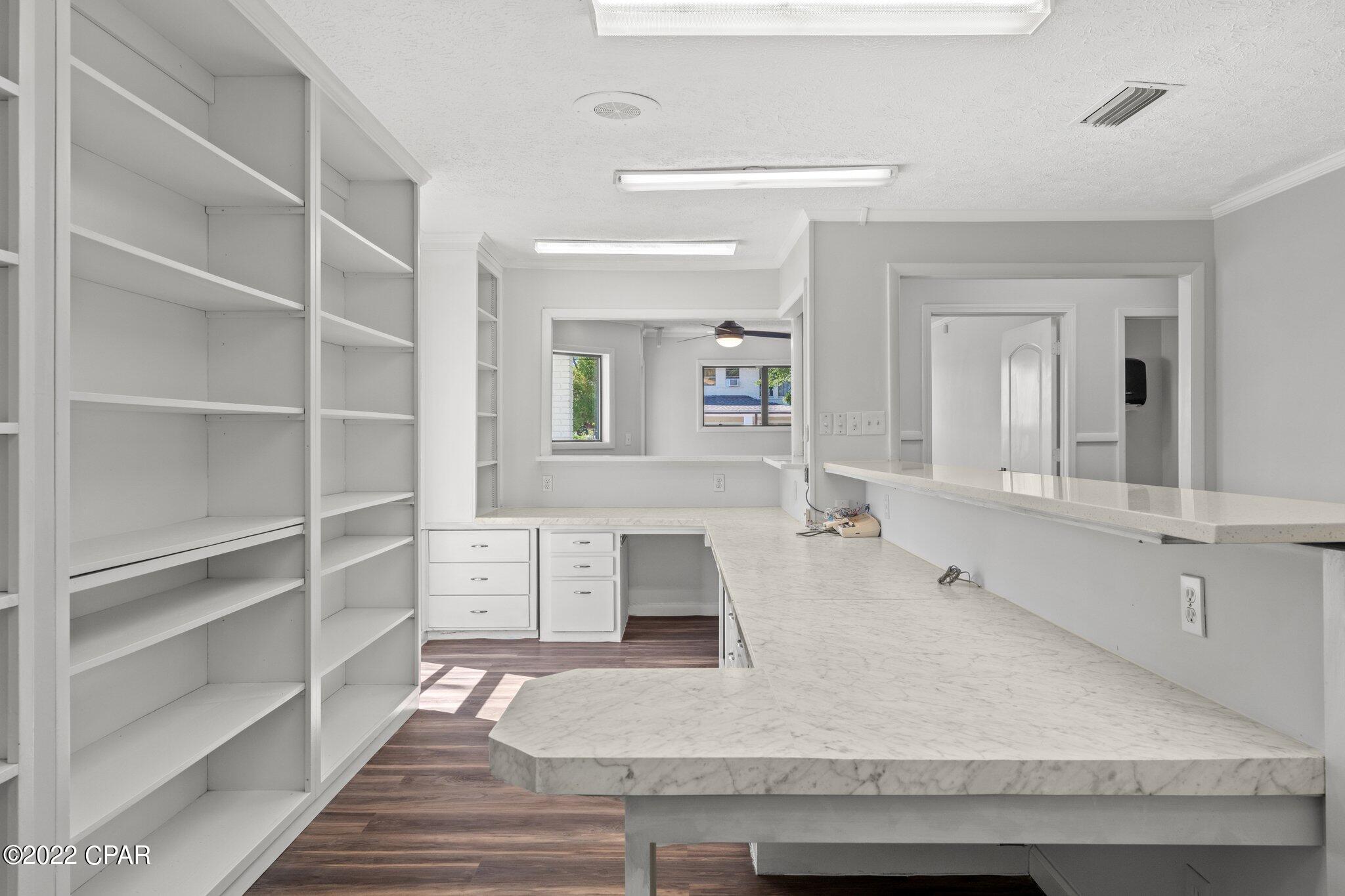 [No Recorded Subdiv] - Commercial Lease