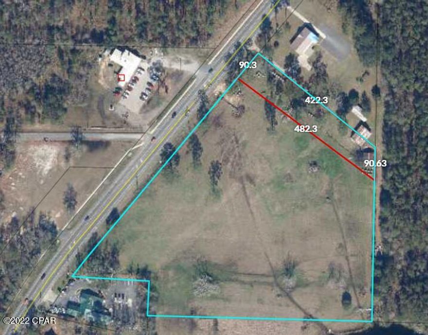 This is approximately 1 acre of land with 90 feet of frontage on Highway 77 in Chipley.