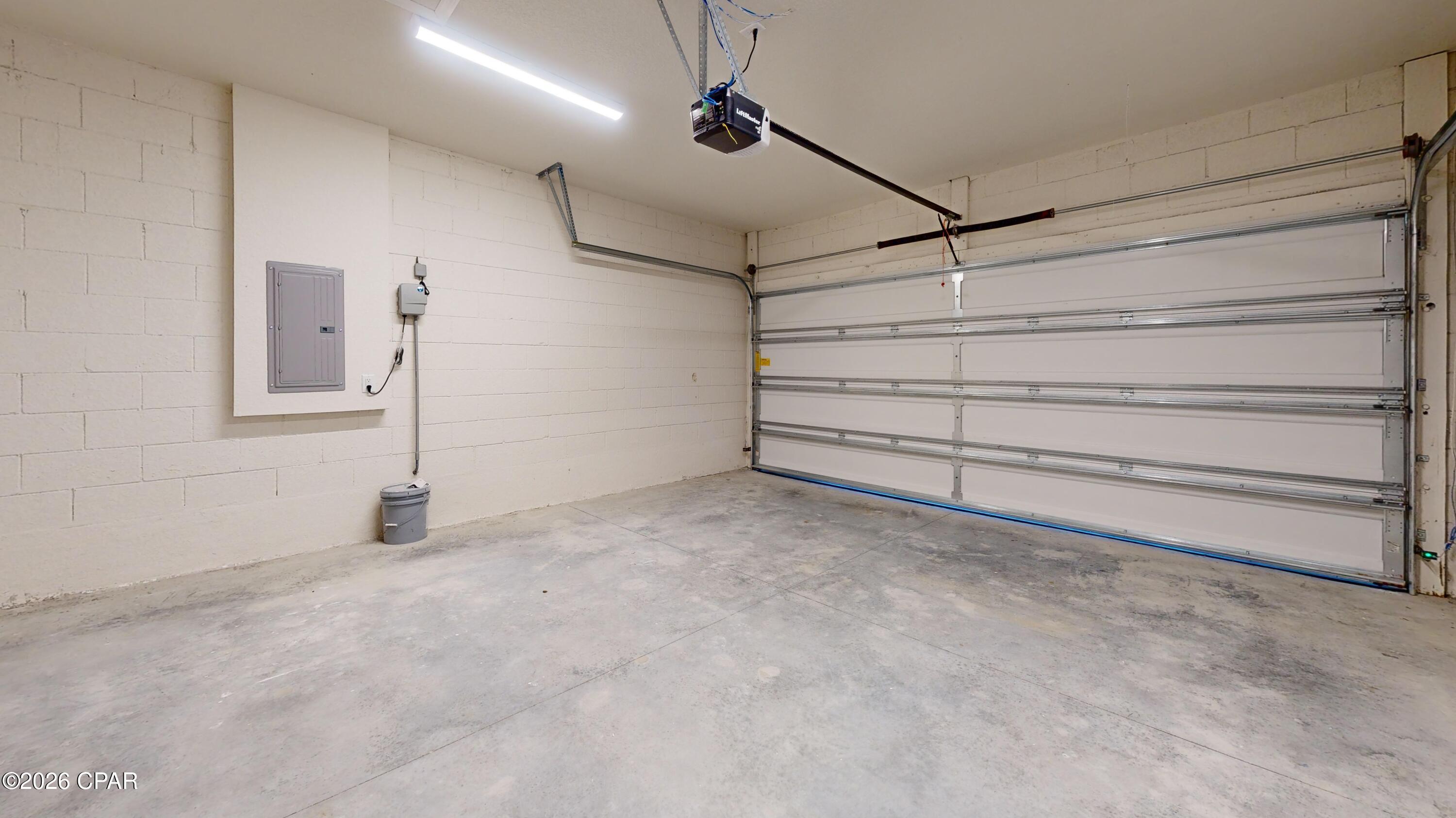 Sunny Hills Unit 1 - Residential