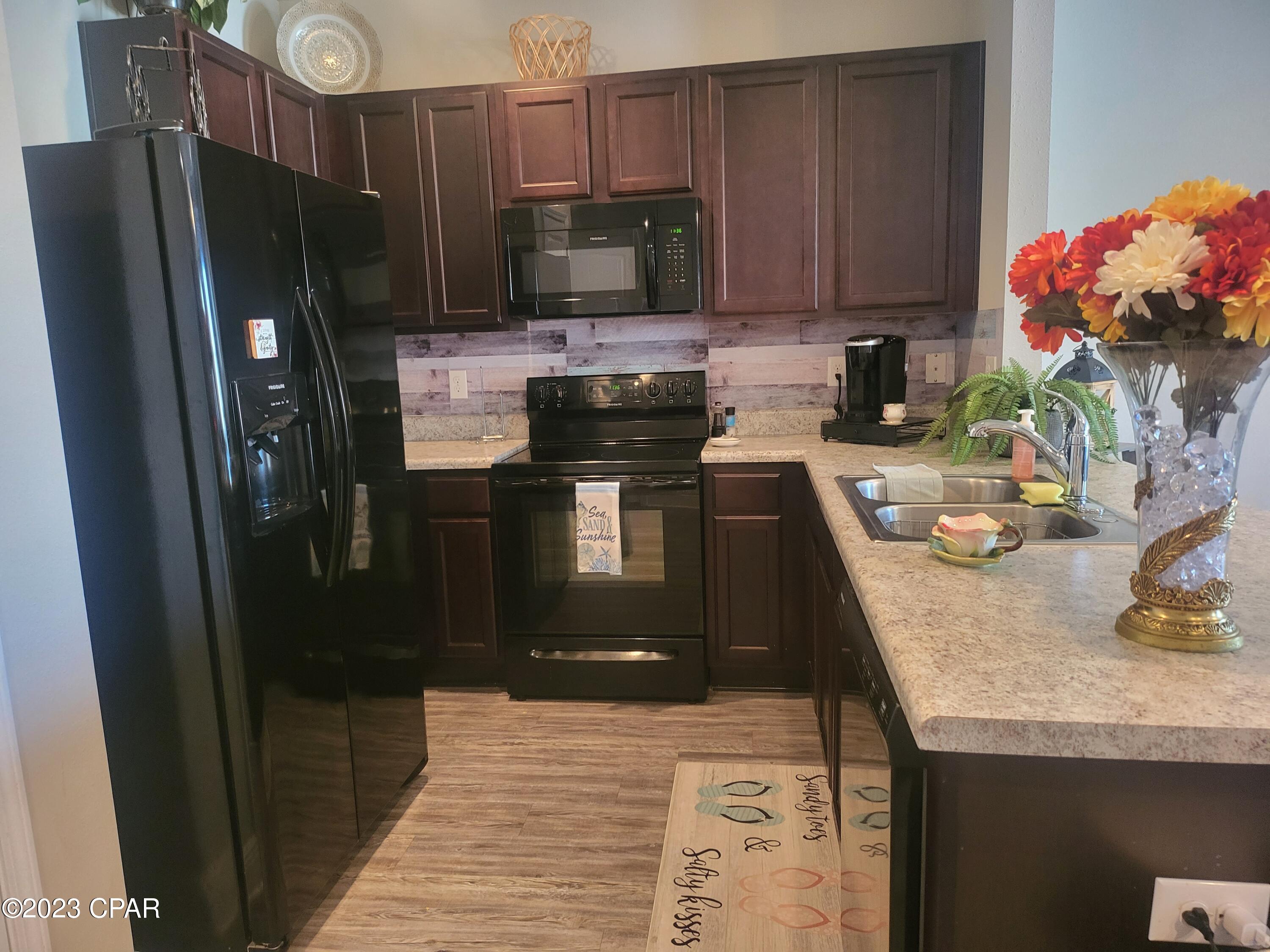 Sentinel Point - Residential