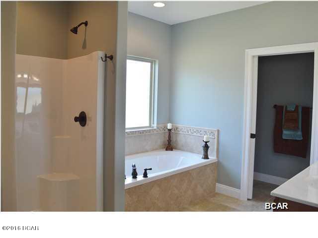 Kirkland Manor - Residential