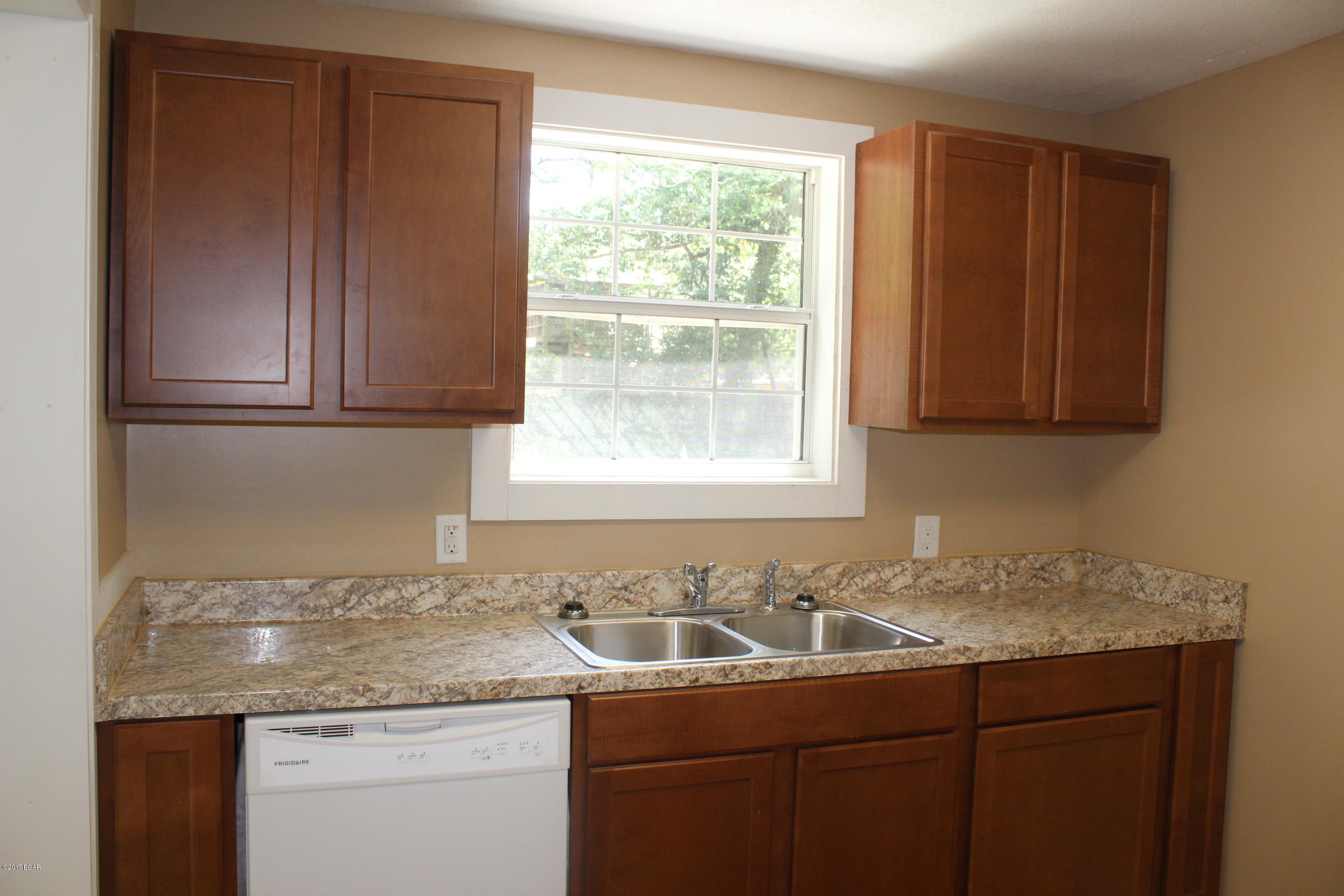 Sudduths 1st Add - Residential