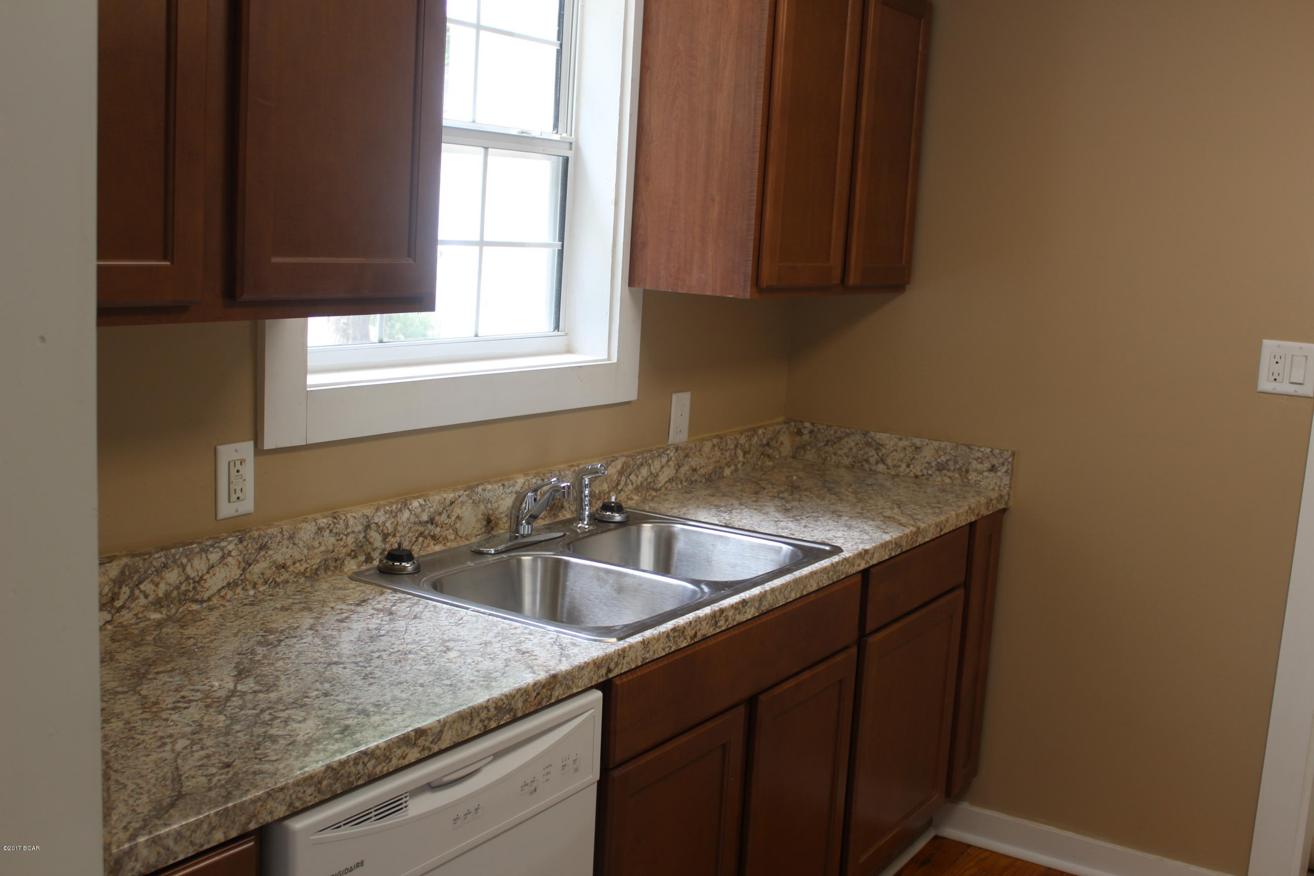 Sudduths 1st Add - Residential