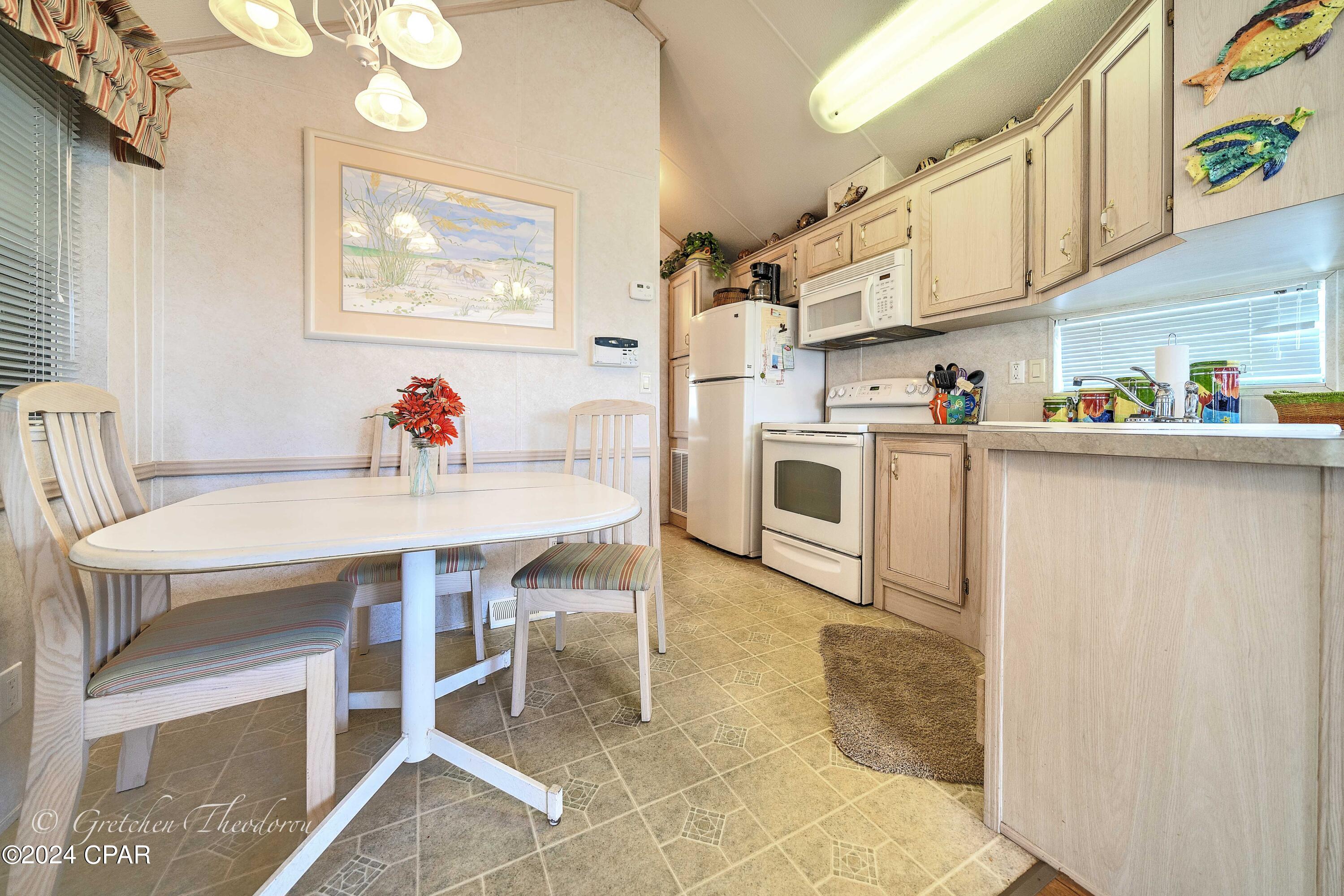 Emerald Pointe Resort - Residential