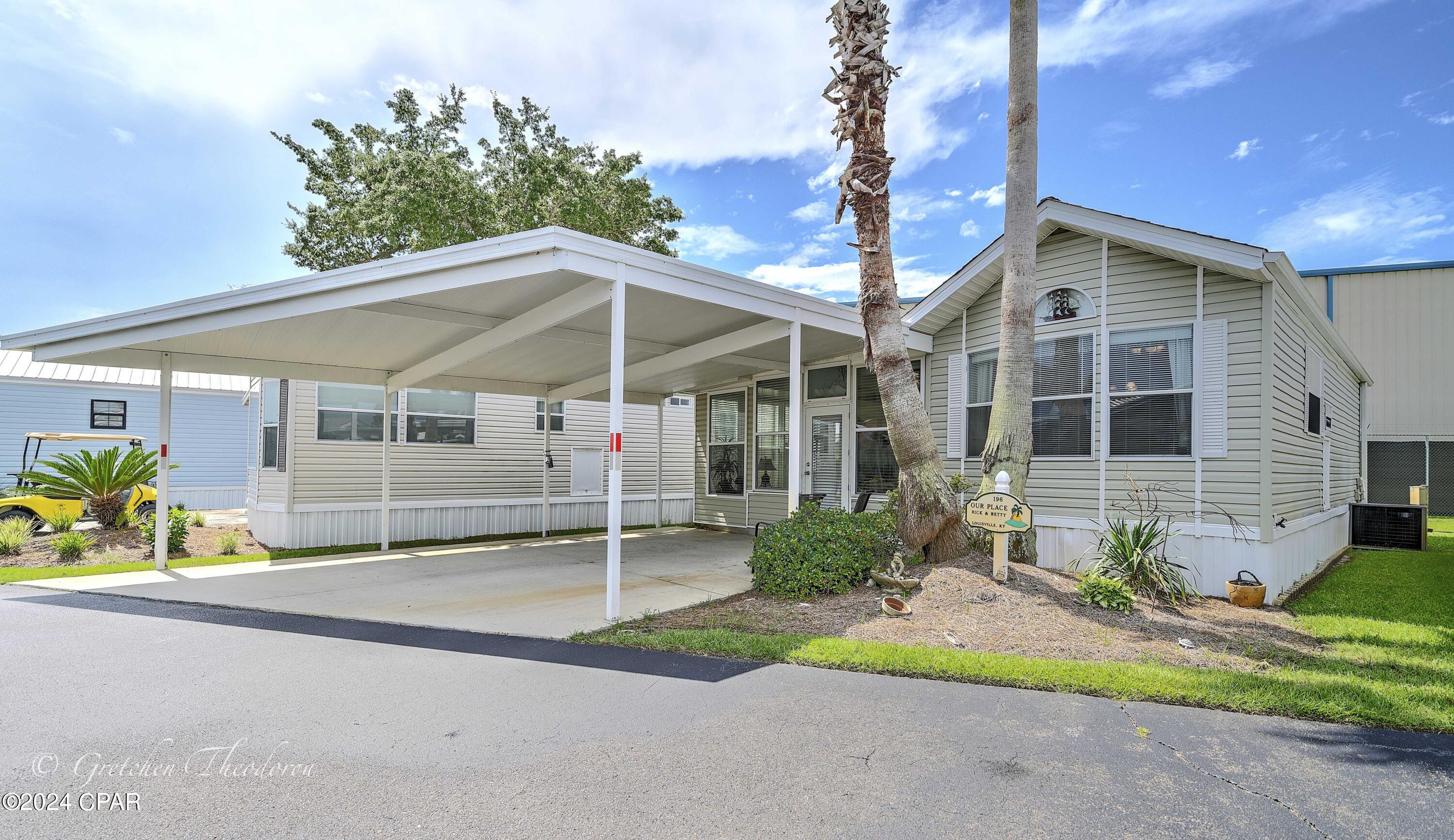 Emerald Pointe Resort - Residential