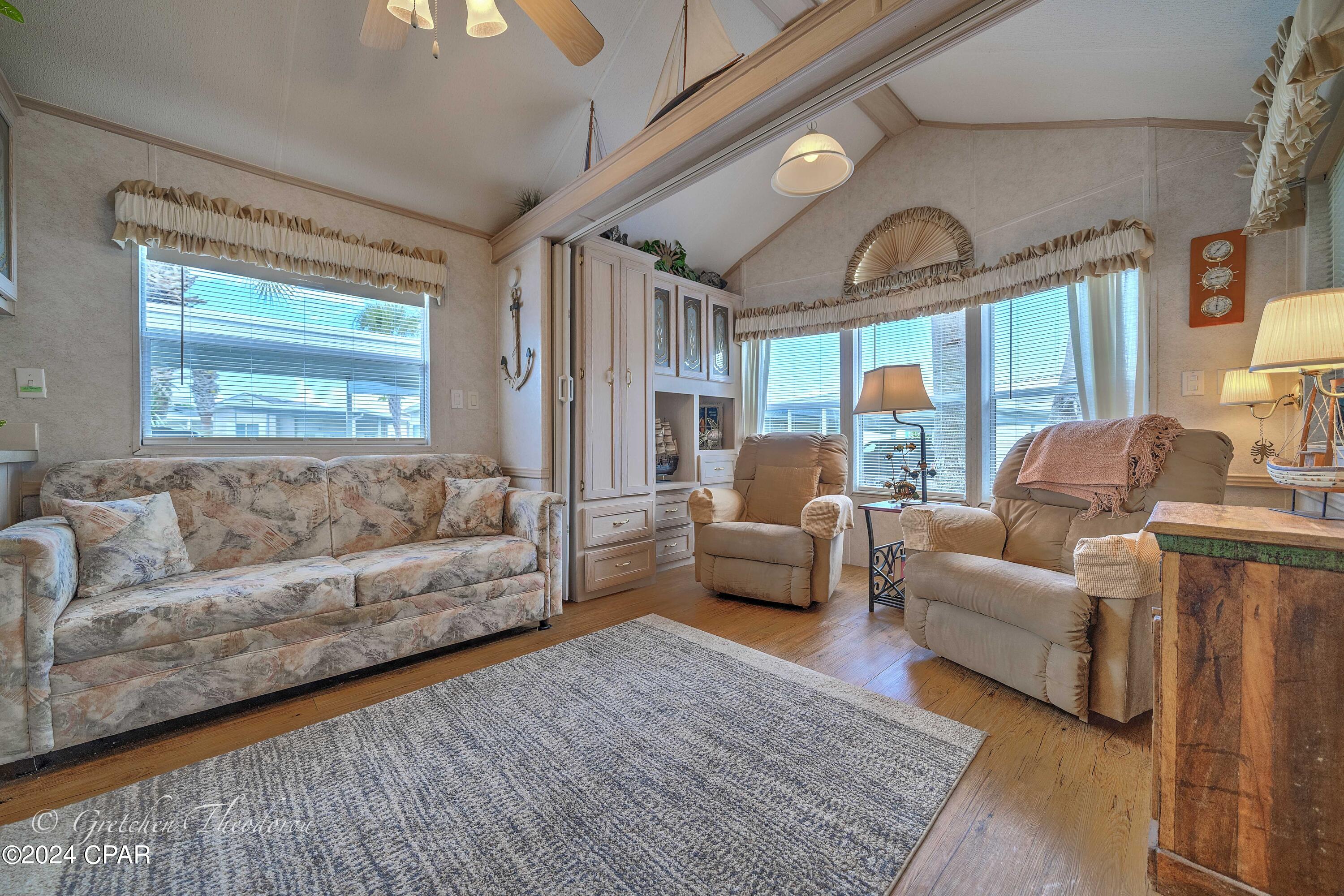 Emerald Pointe Resort - Residential