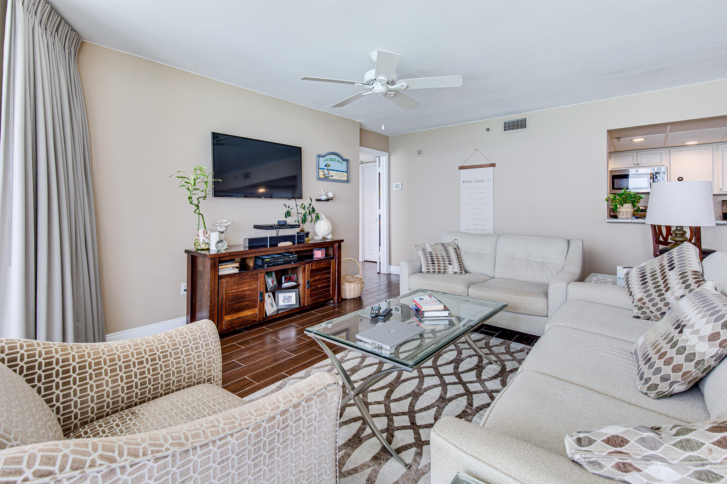 Long Beach Towers I - Residential