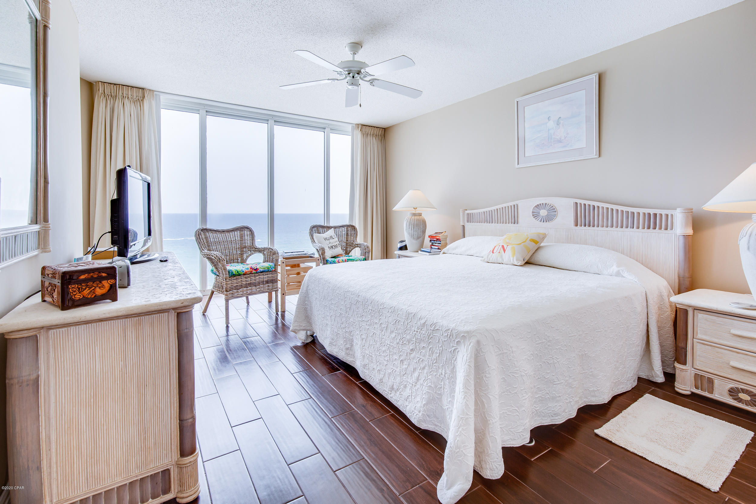 Long Beach Towers I - Residential