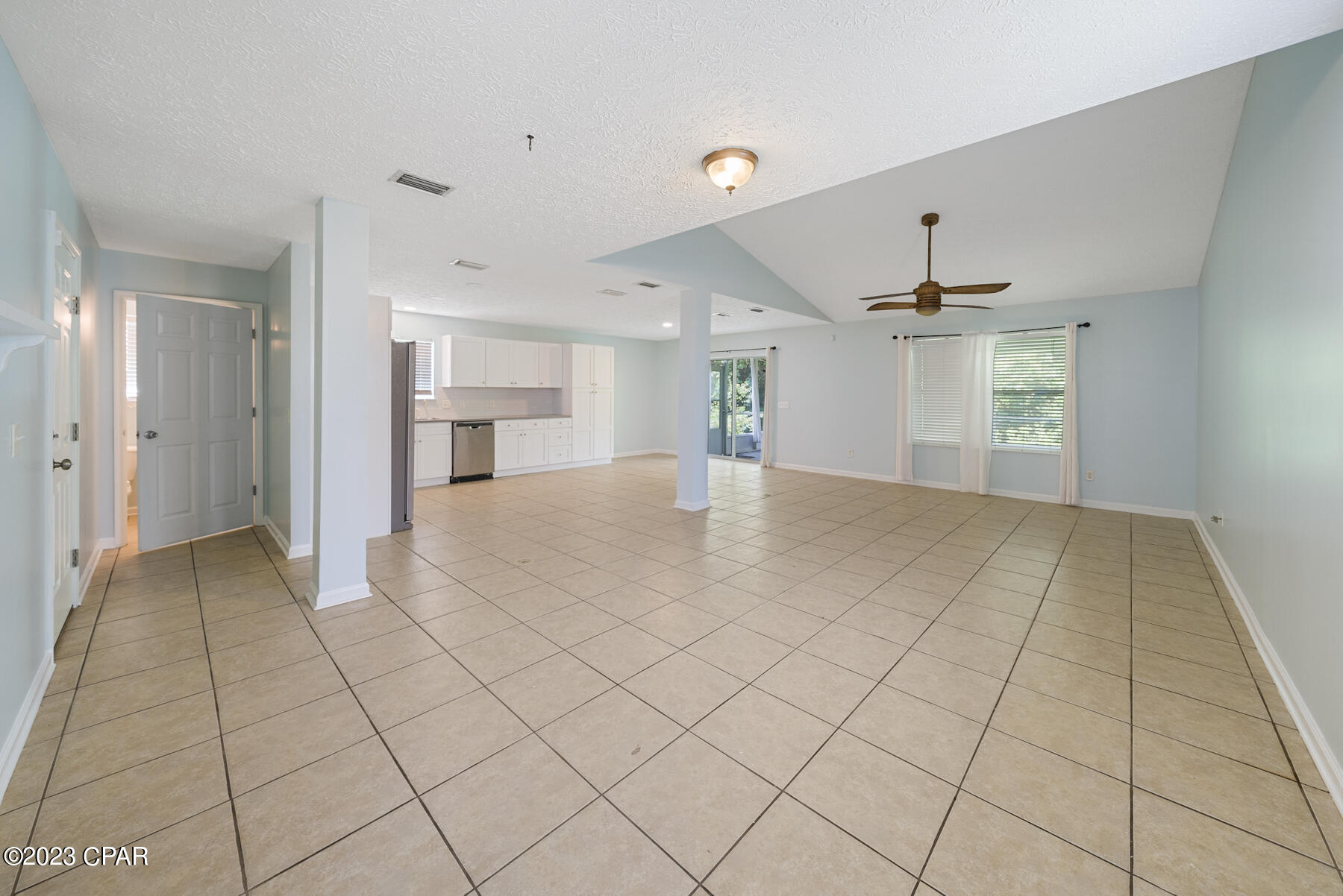 Palm Cove - Residential Lease