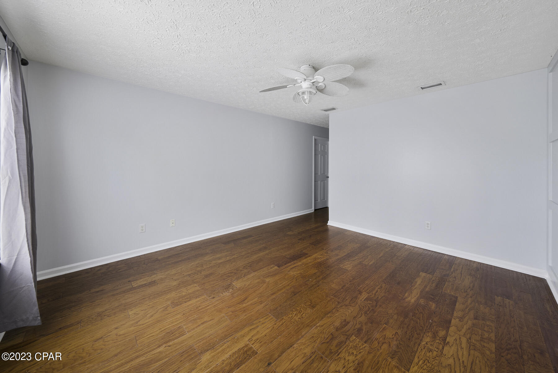 Palm Cove - Residential Lease