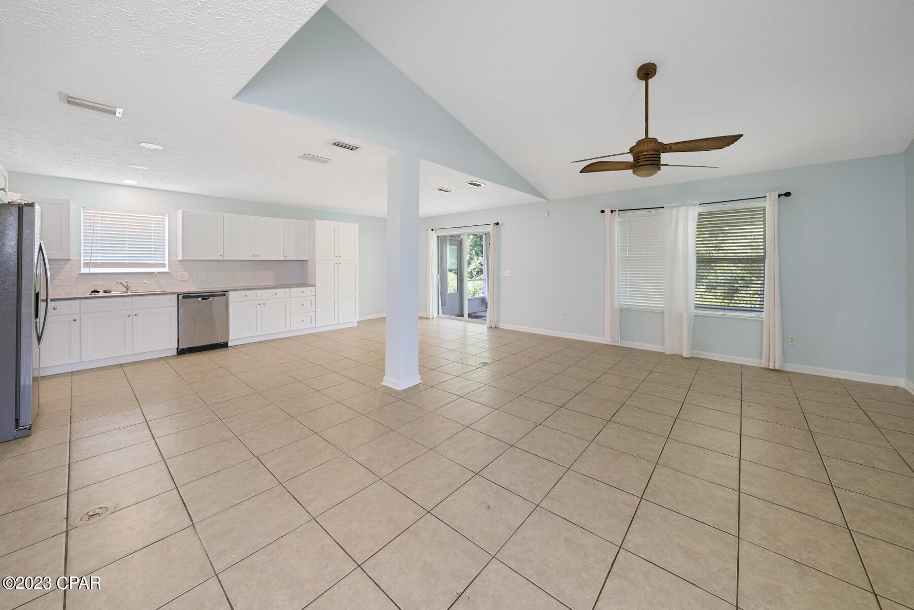 Palm Cove - Residential Lease