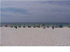 Twin Palms Resort - Residential