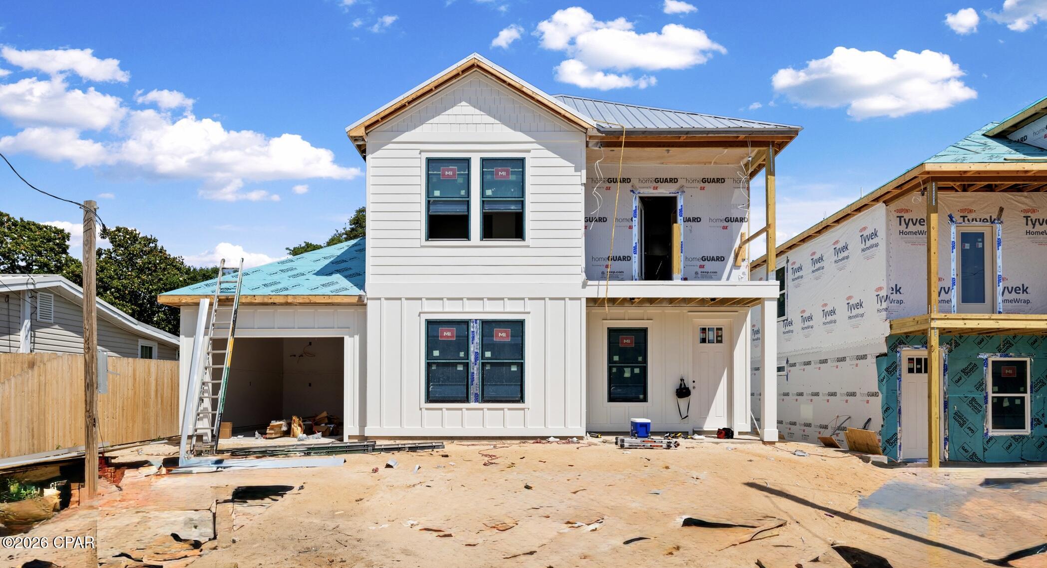 Laguna Beach Estates 7th Add - Residential