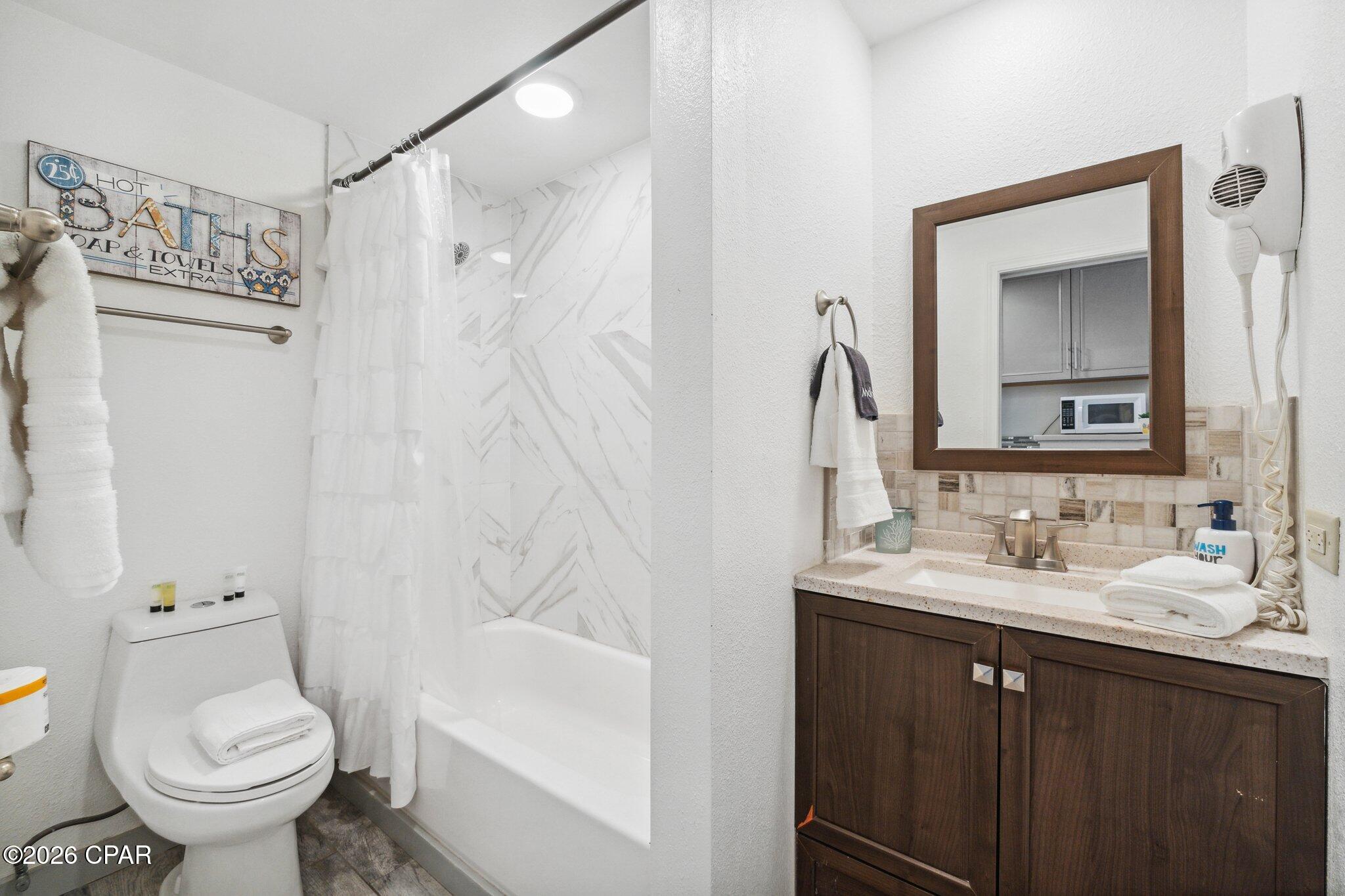 Fontainebleau Terrace - Residential