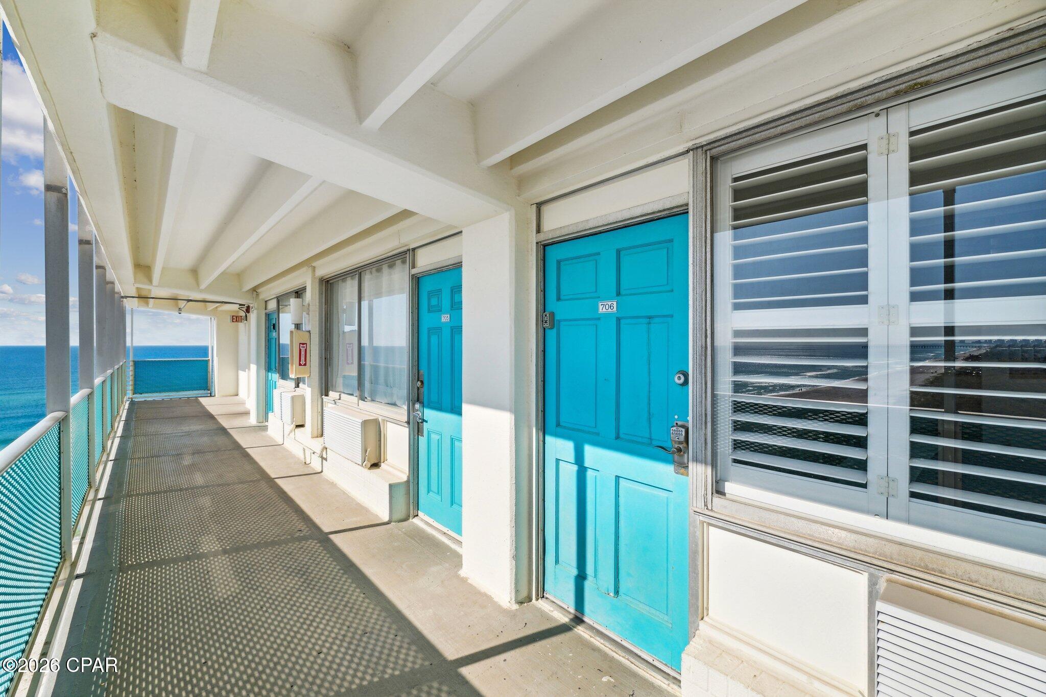 Fontainebleau Terrace - Residential