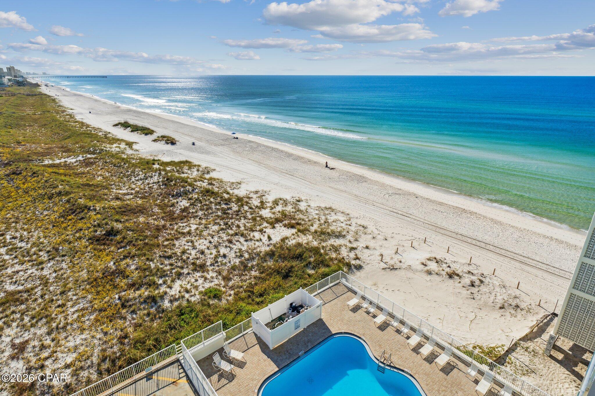 Fontainebleau Terrace - Residential