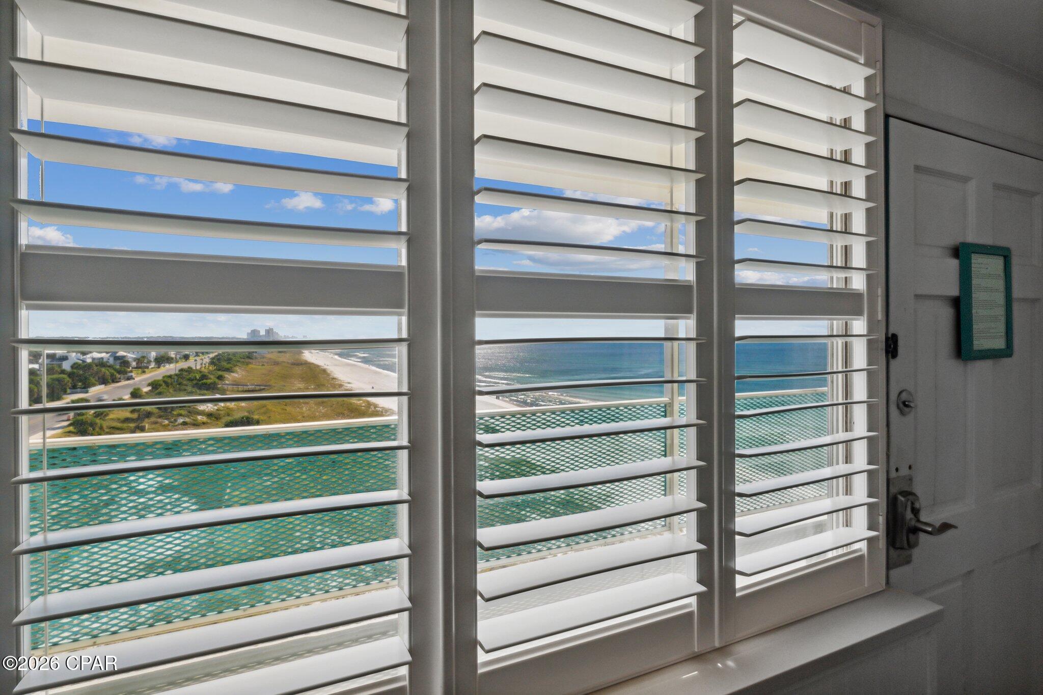 Fontainebleau Terrace - Residential