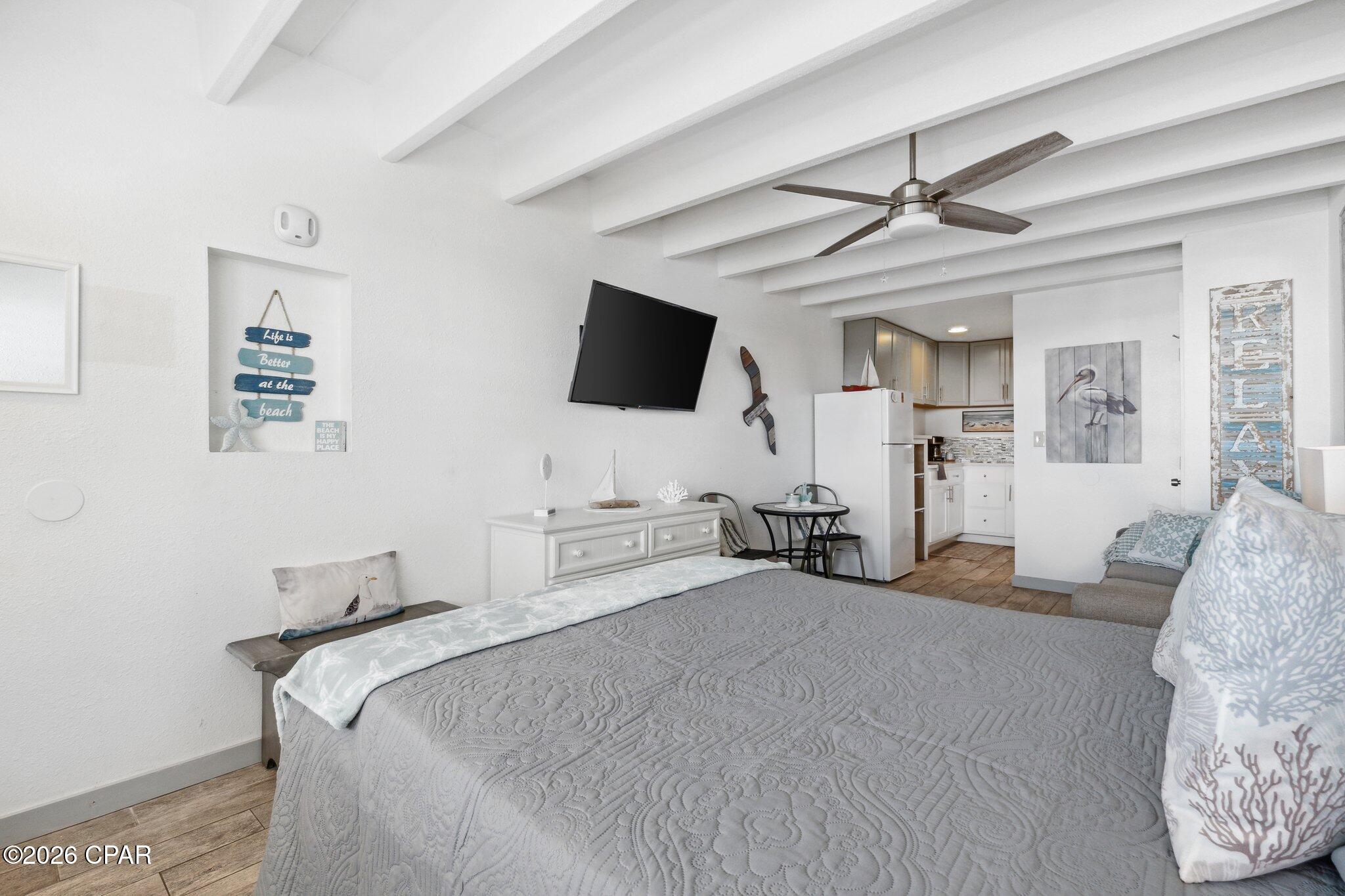 Fontainebleau Terrace - Residential