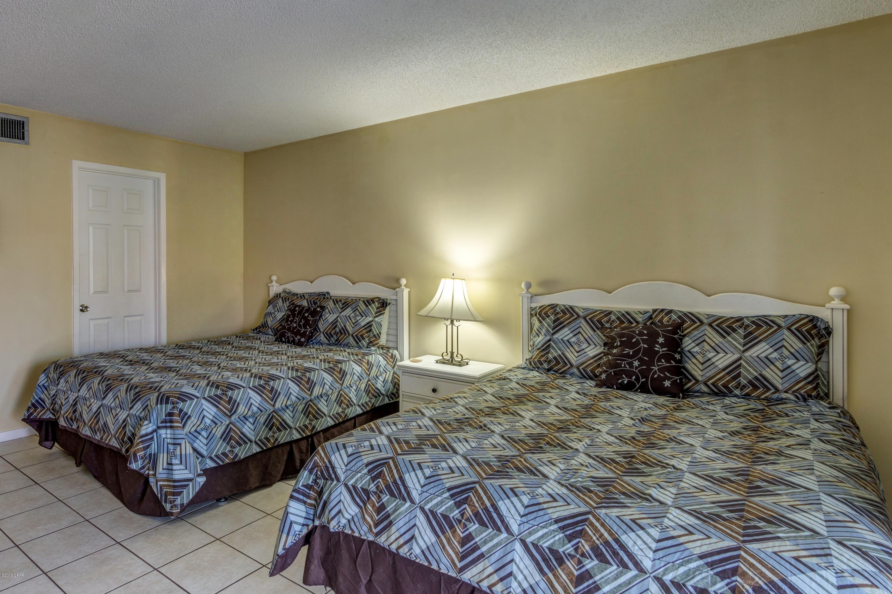 Edgewater Golf Villas V-C - Residential