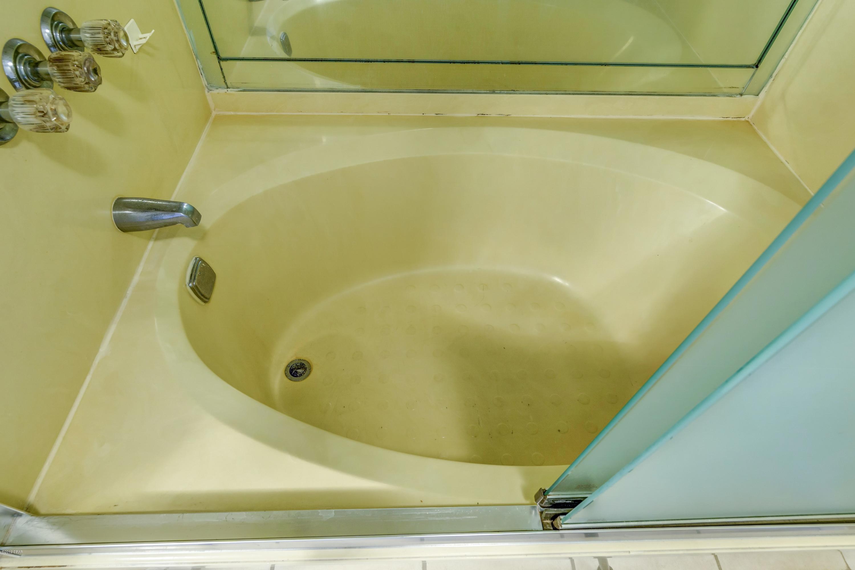 Edgewater Golf Villas V-C - Residential