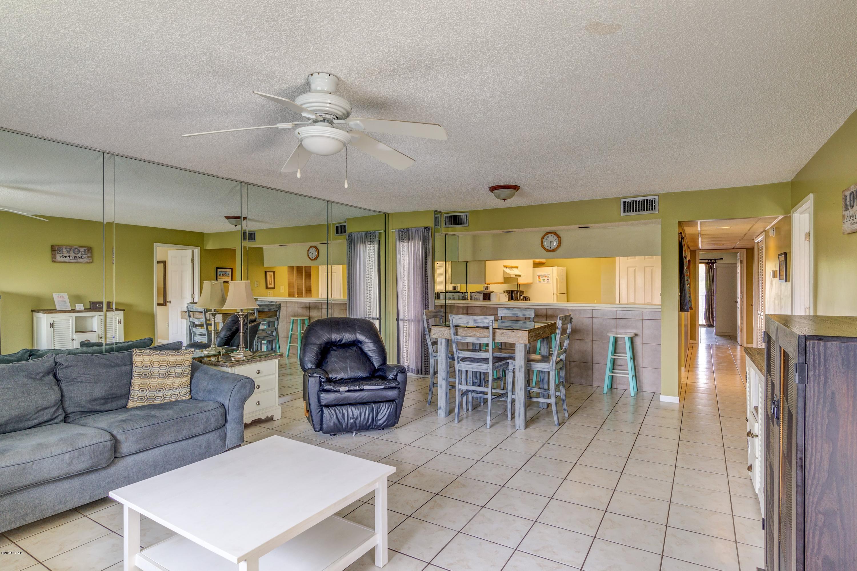 Edgewater Golf Villas V-C - Residential