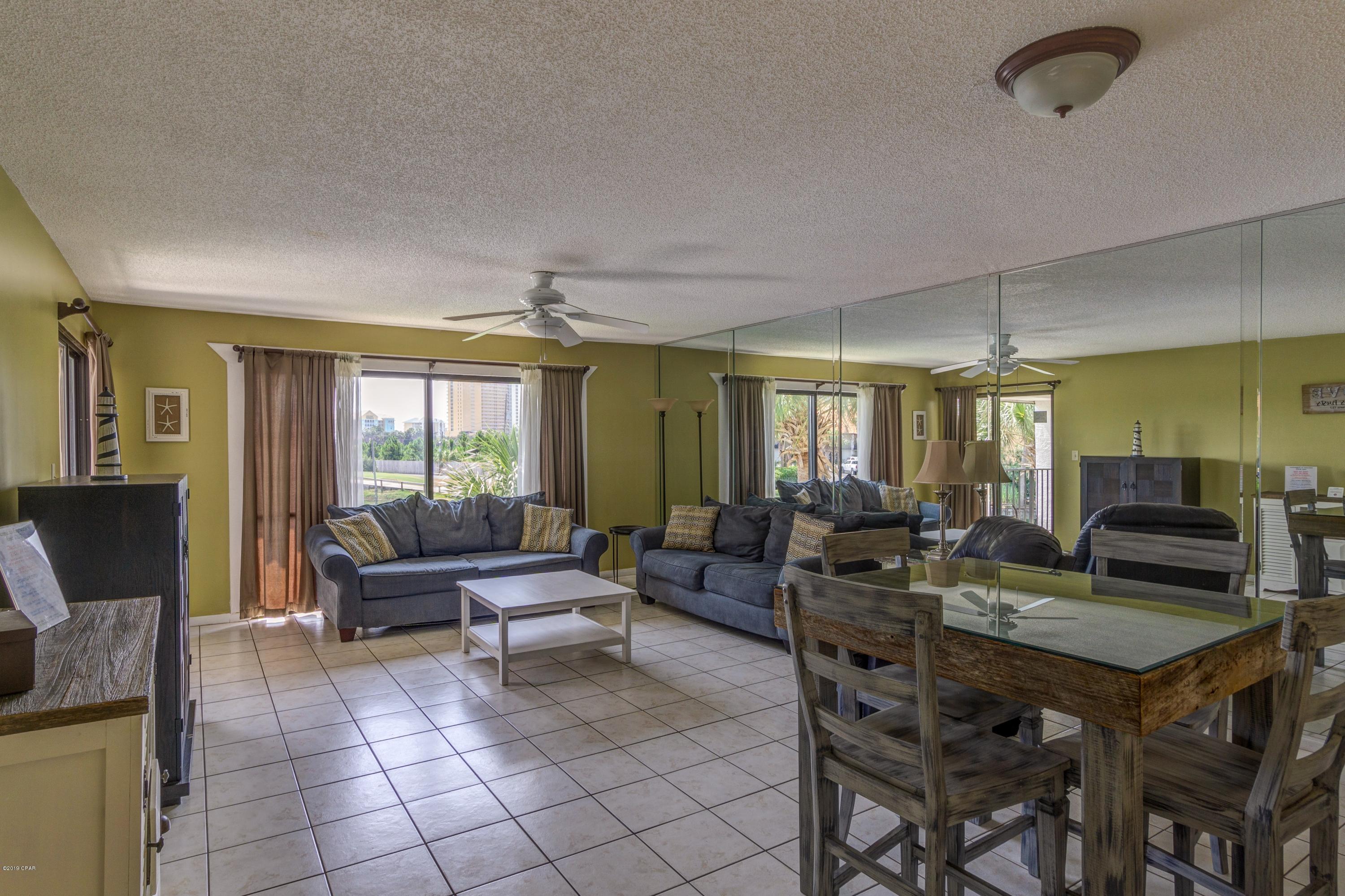 Edgewater Golf Villas V-C - Residential