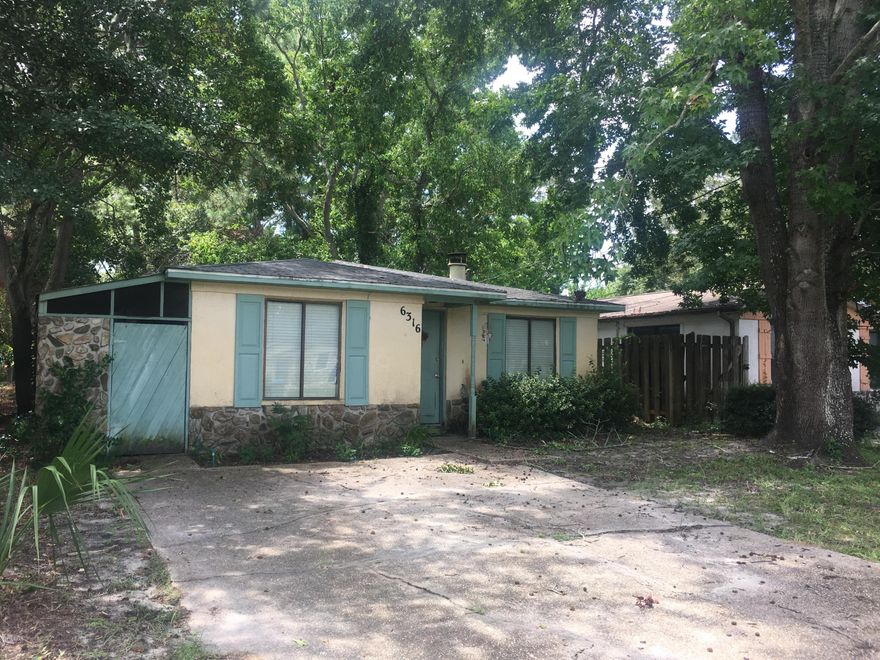 Investment opportunity. Great location near Tyndal AFB. This property is subject to bankruptcy approval. sold as-is. All measurements are approximate. Call Danny to schedule a showing. 5 other properties are available as a bulk​​‌​​​​‌​‌​​​​‌​​‌​​​​‌‌ purchase.