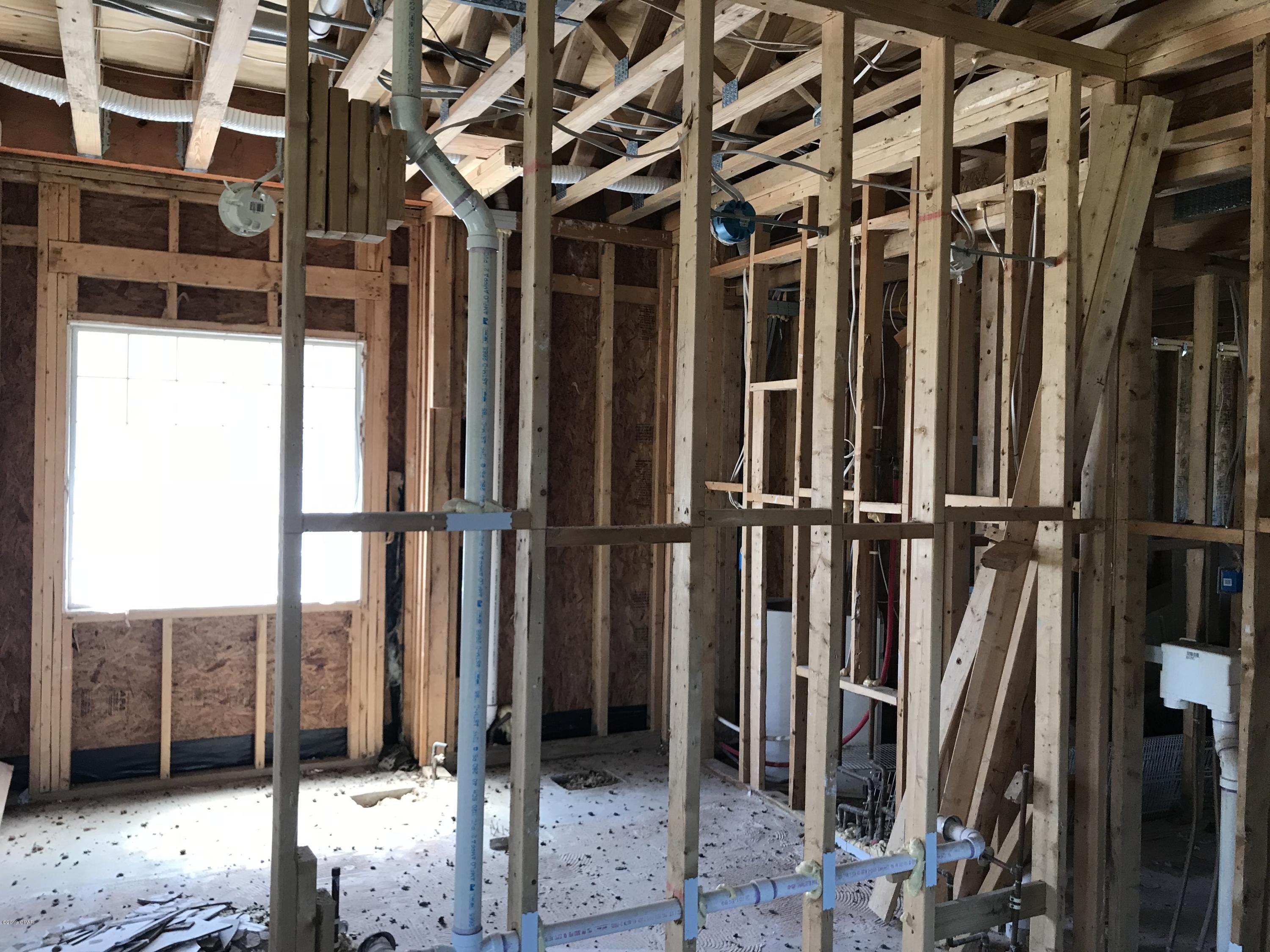 Tropical Bay - Residential