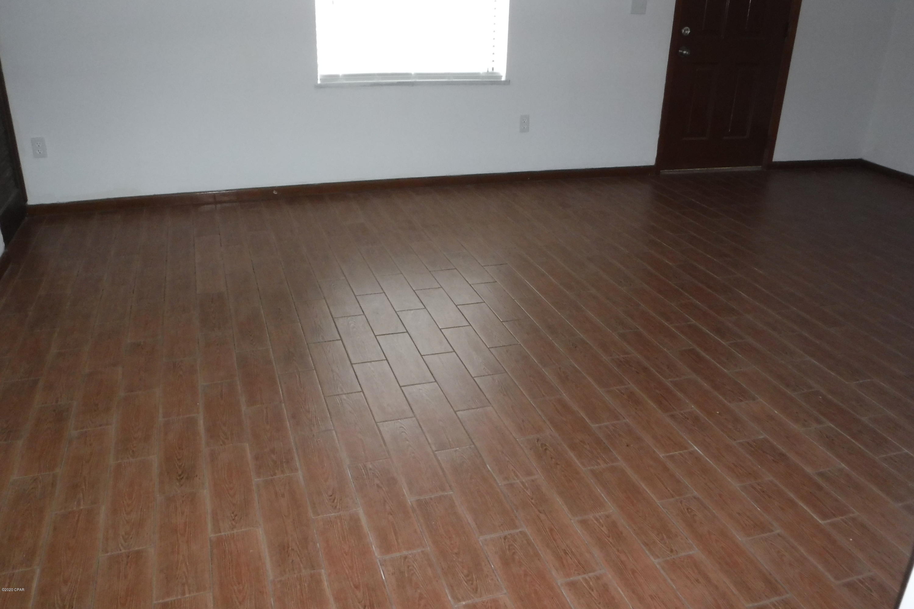 Riviera Beach 1st Add - Residential Lease