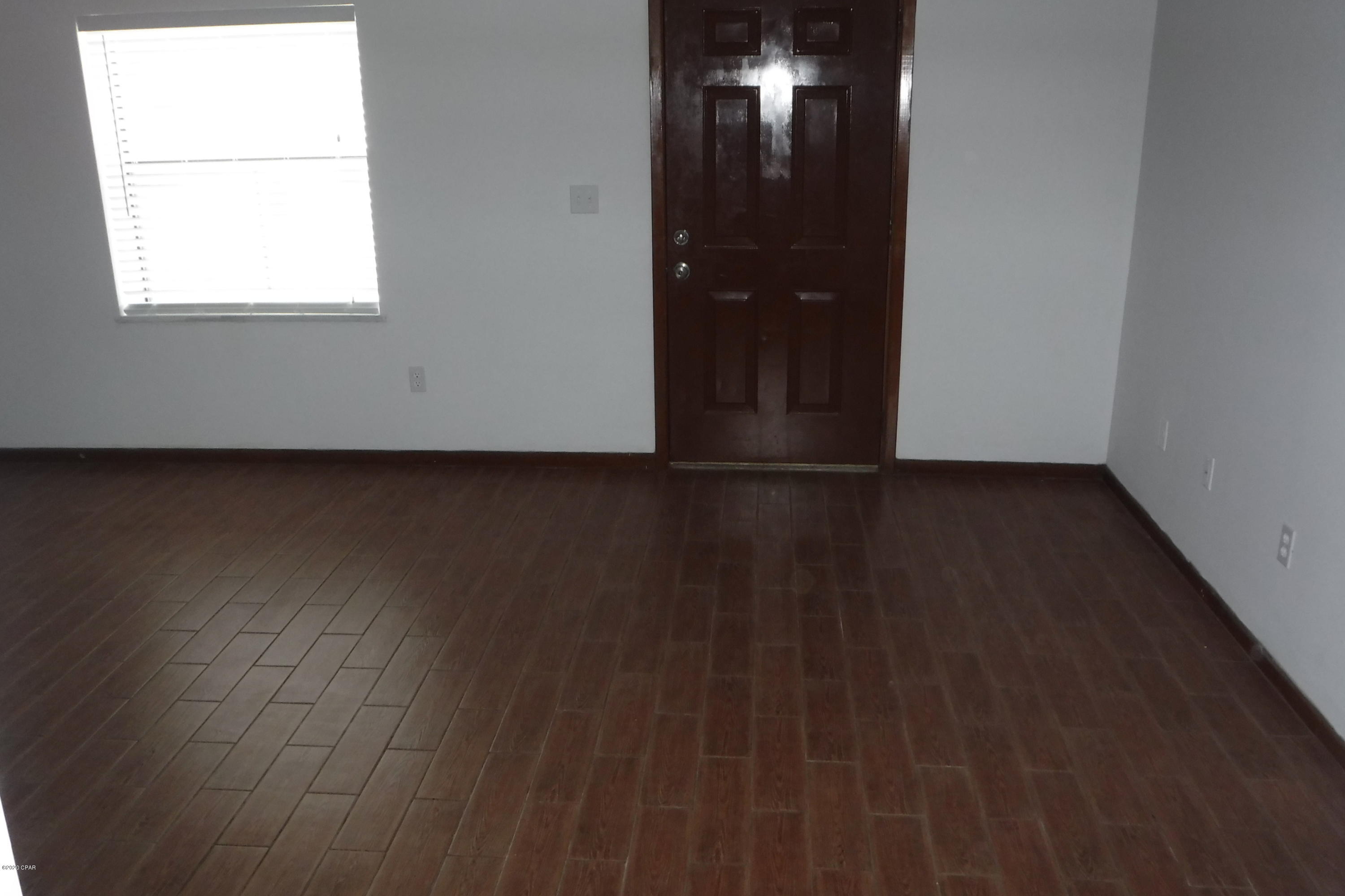 Riviera Beach 1st Add - Residential Lease